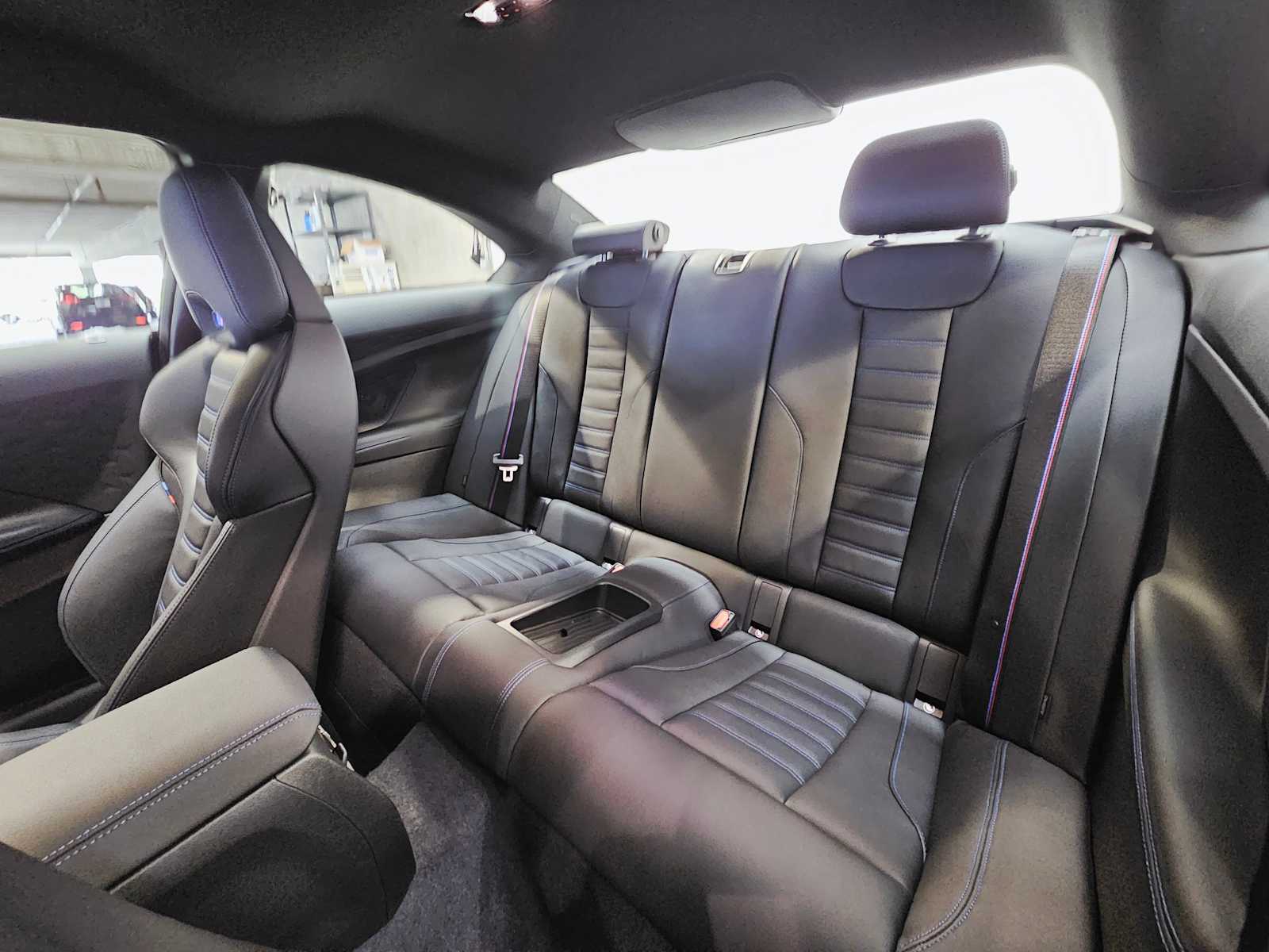 Thumbnail: 2025 BMW M2 - 25