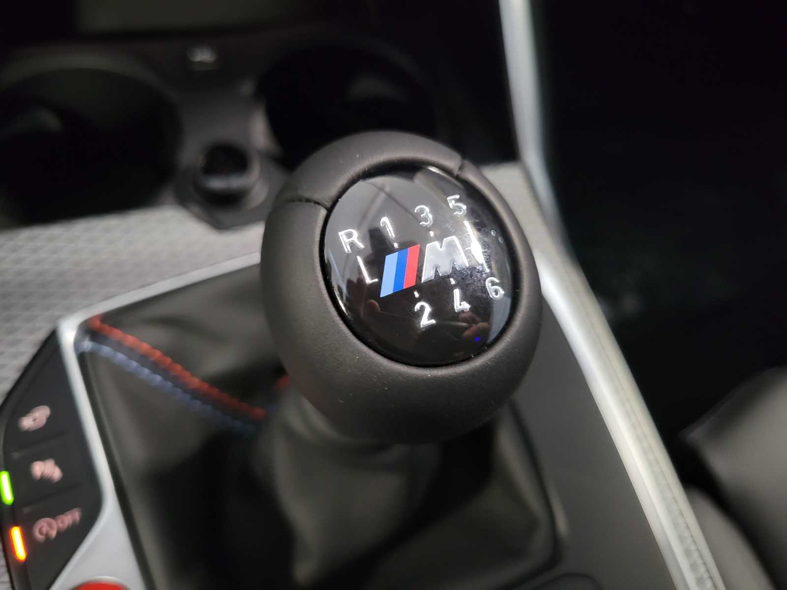 Thumbnail: 2025 BMW M4 - 21