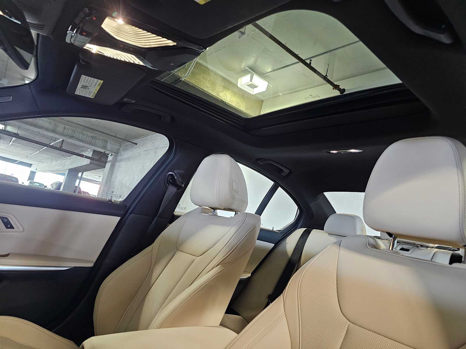 Thumbnail: 2025 BMW 3 Series - 35