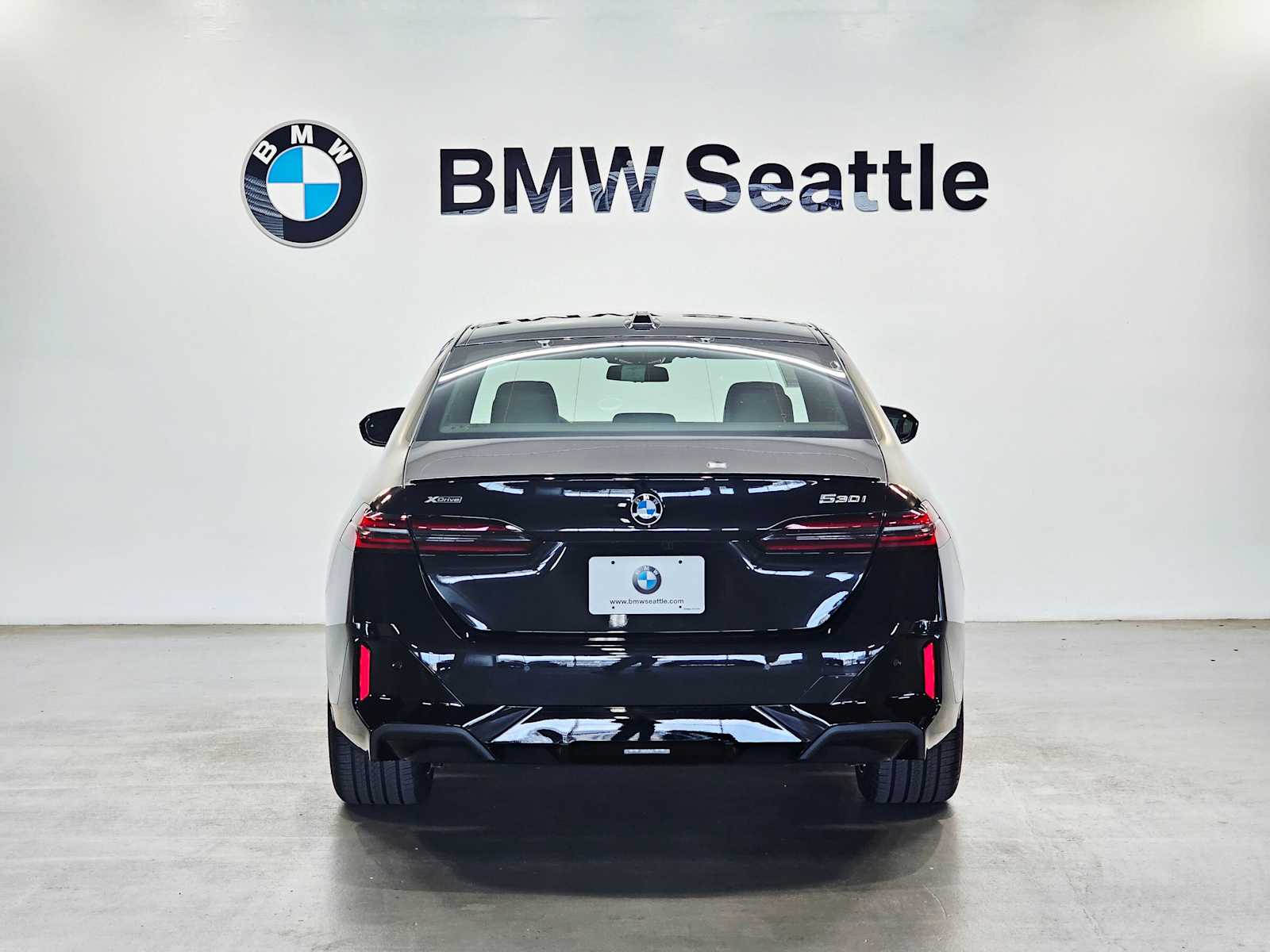 Thumbnail: 2026 BMW 5 Series - 5