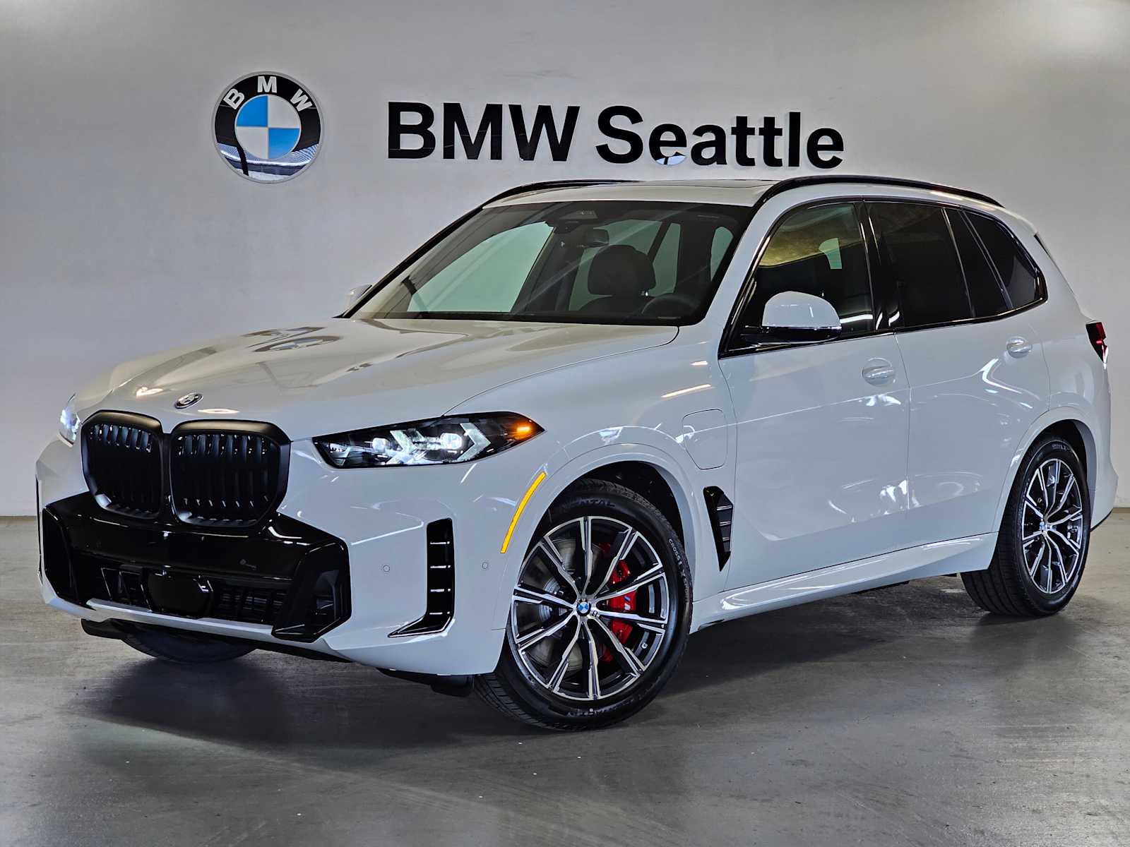 Thumbnail: 2026 BMW X5 - 1