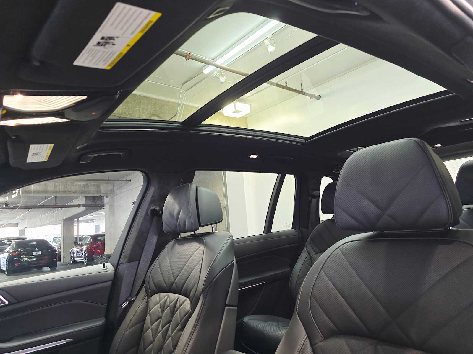 Thumbnail: 2026 BMW X7 - 24