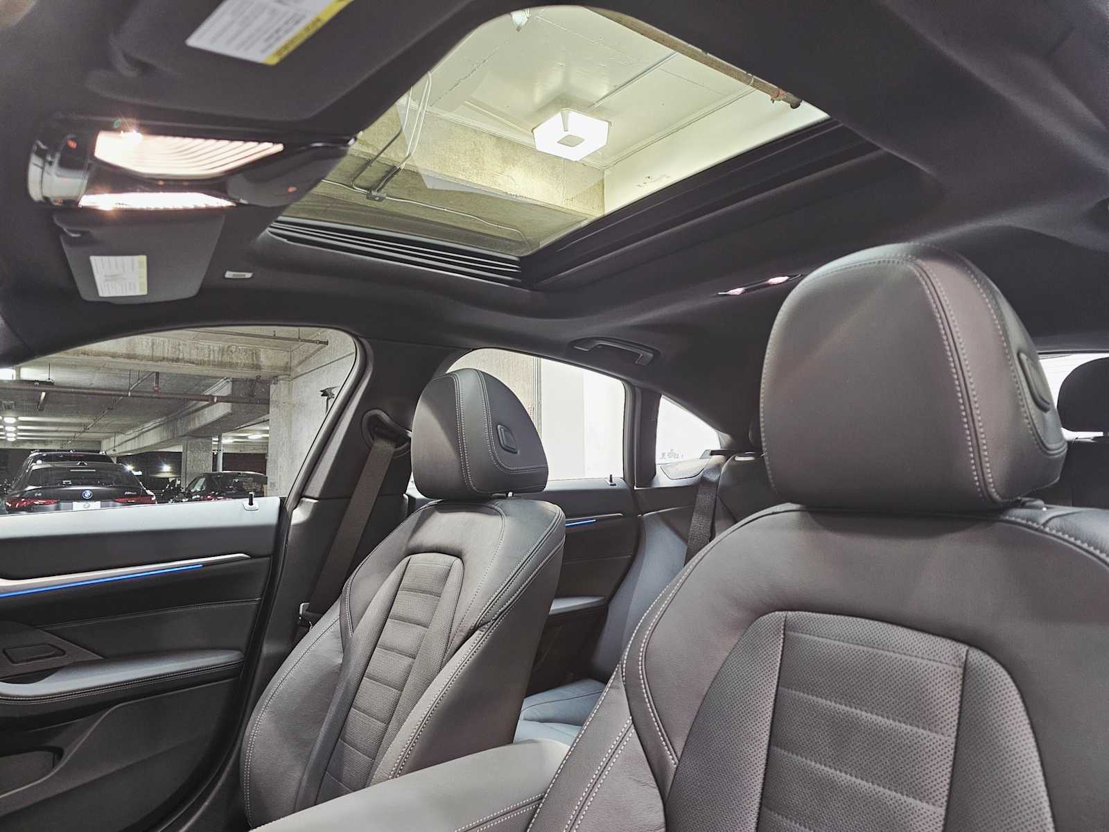 Thumbnail: 2025 BMW i4 - 24