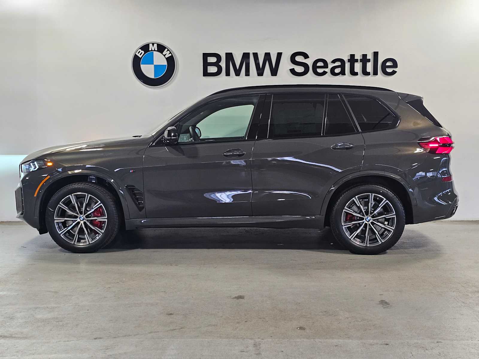 Thumbnail: 2026 BMW X5 - 3