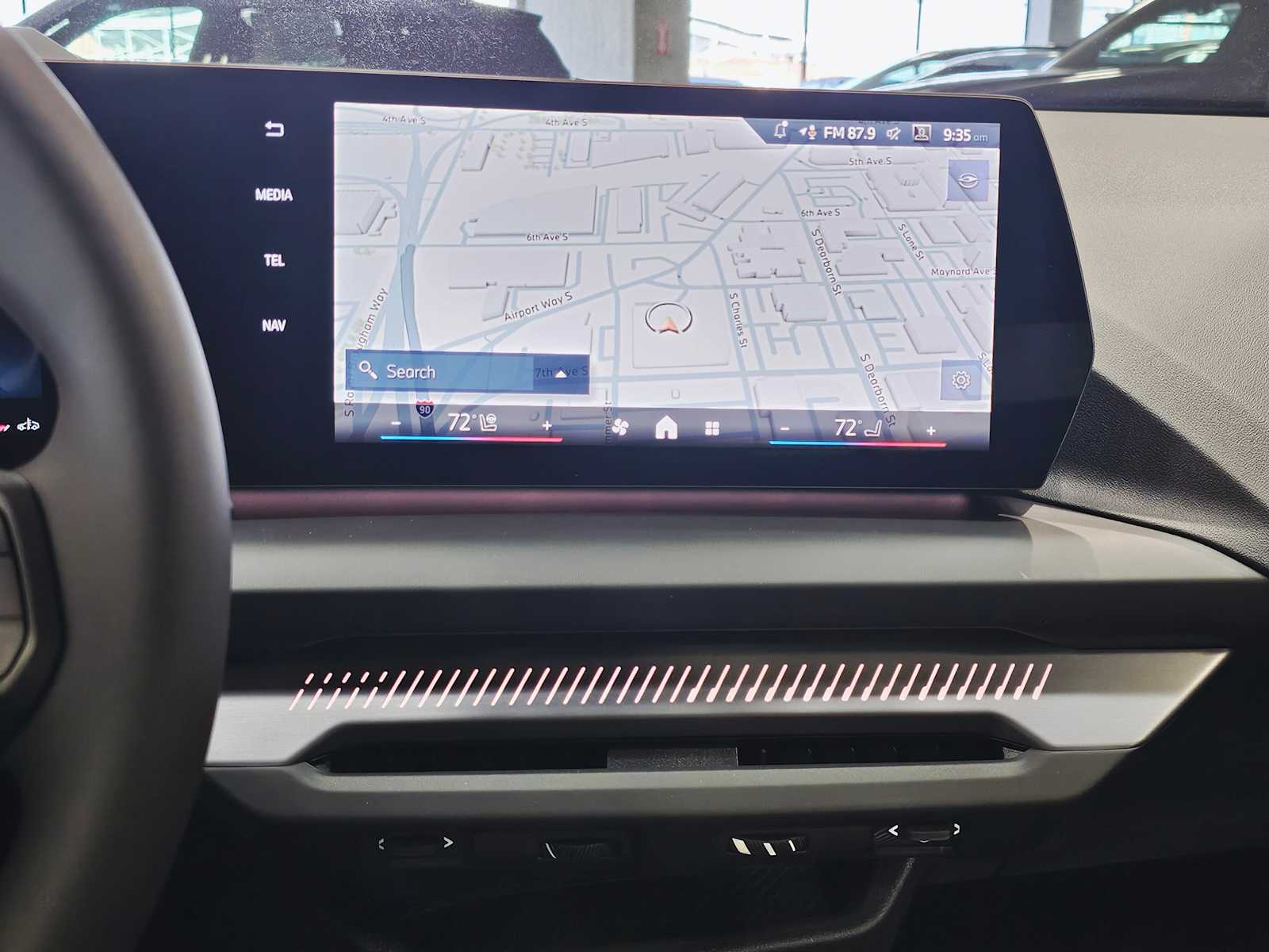 Thumbnail: 2025 BMW 2 Series - 16