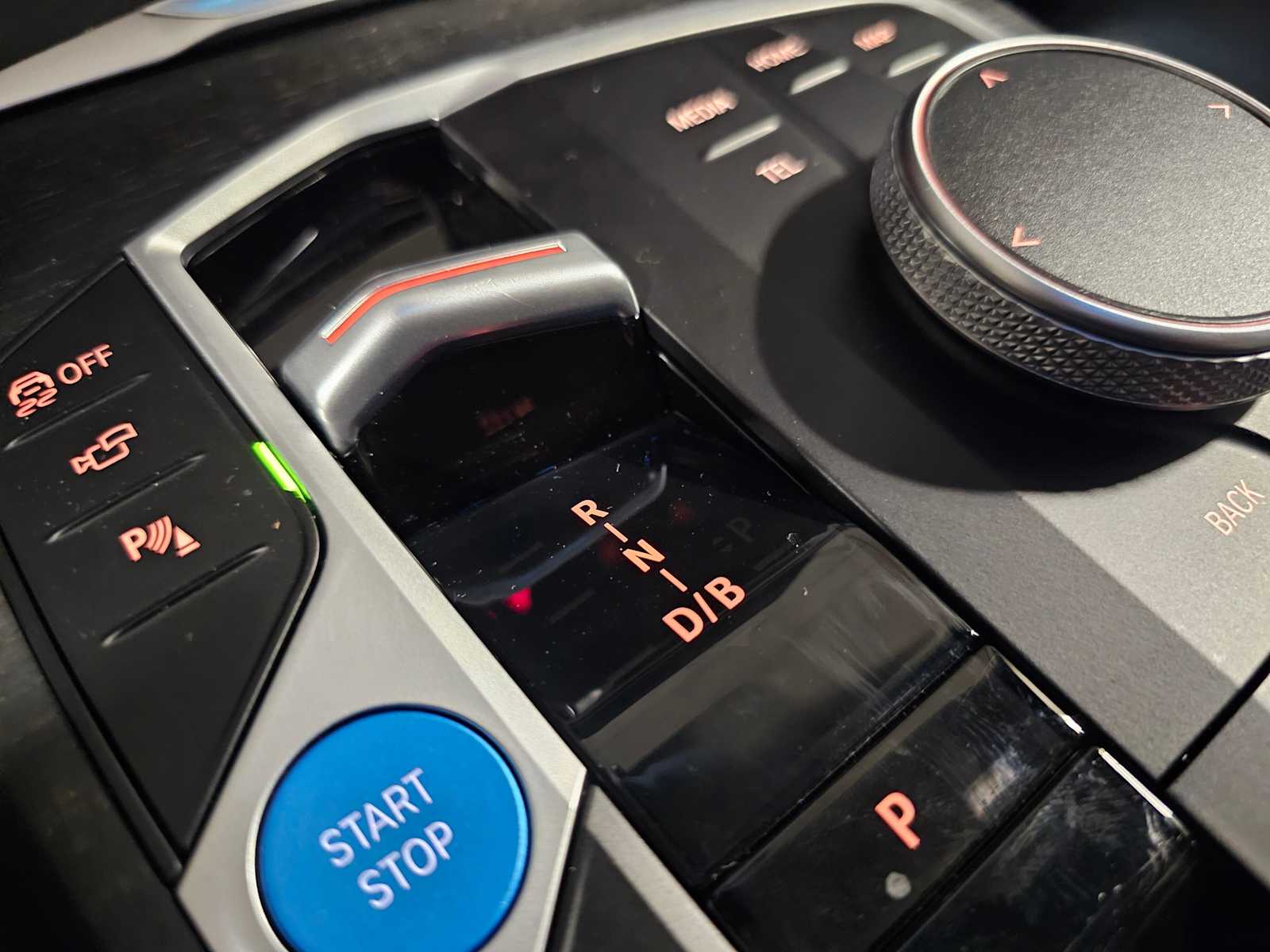 Thumbnail: 2023 BMW i4 - 26