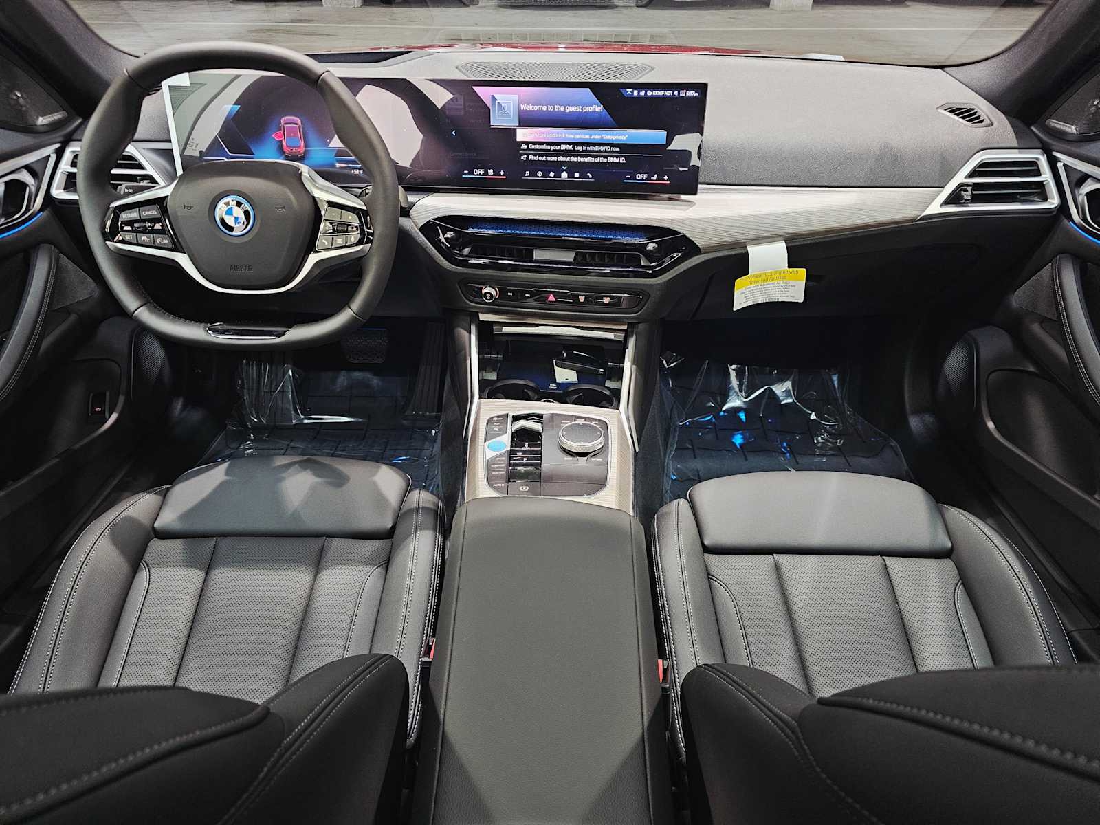 Thumbnail: 2025 BMW i4 - 10