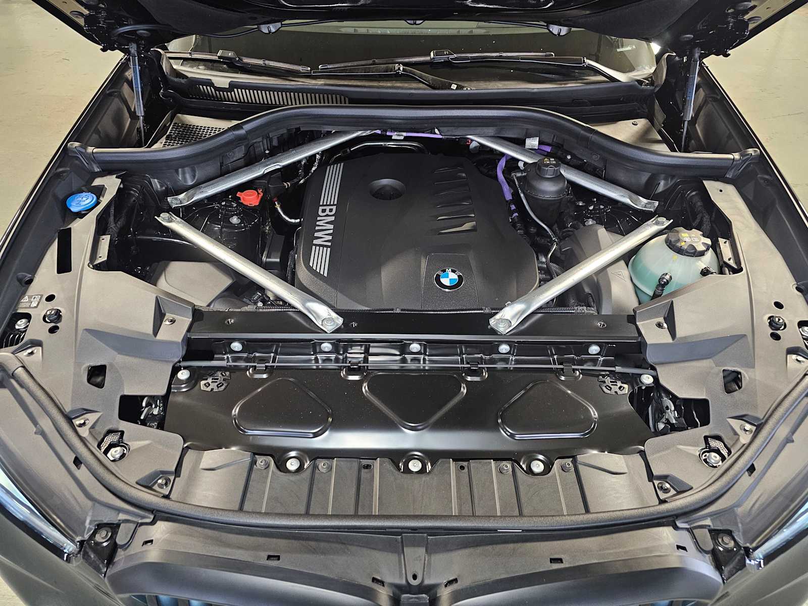 Thumbnail: 2026 BMW X5 - 9