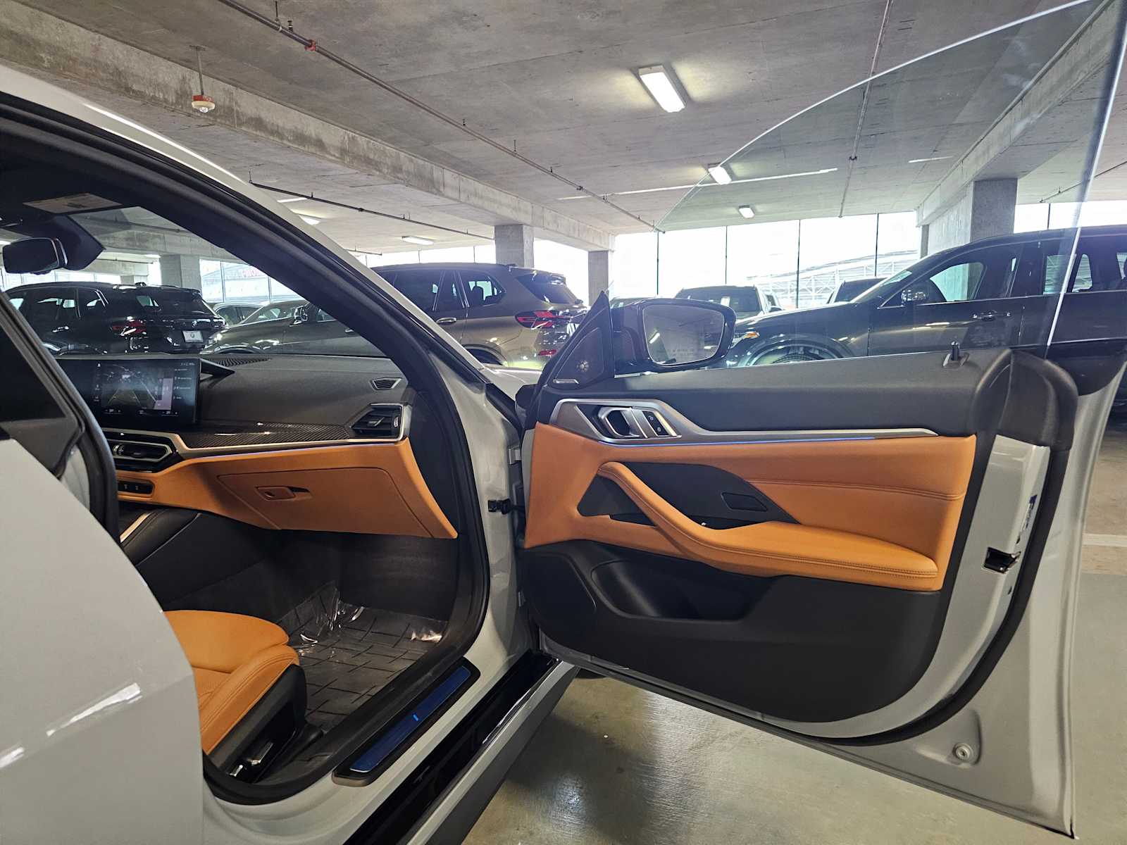Thumbnail: 2023 BMW i4 - 36