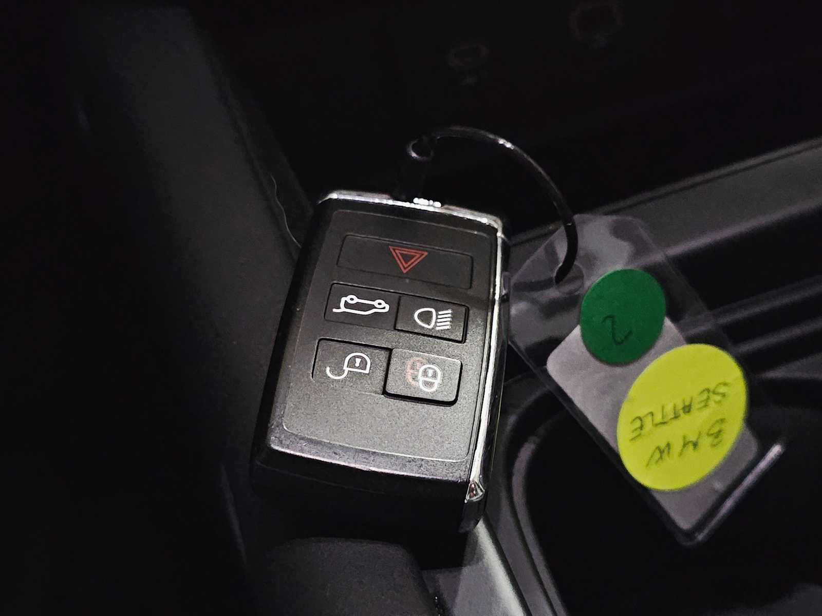 Thumbnail: 2024 Land Rover Defender - 31