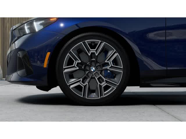 Thumbnail: 2026 BMW 5 Series - 7