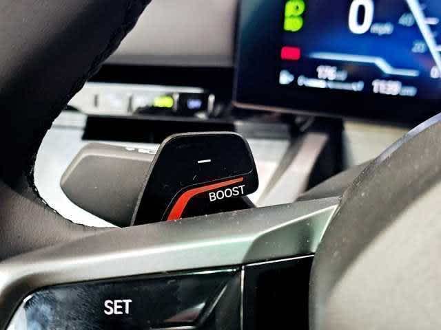 Thumbnail: 2025 BMW 5 Series - 12