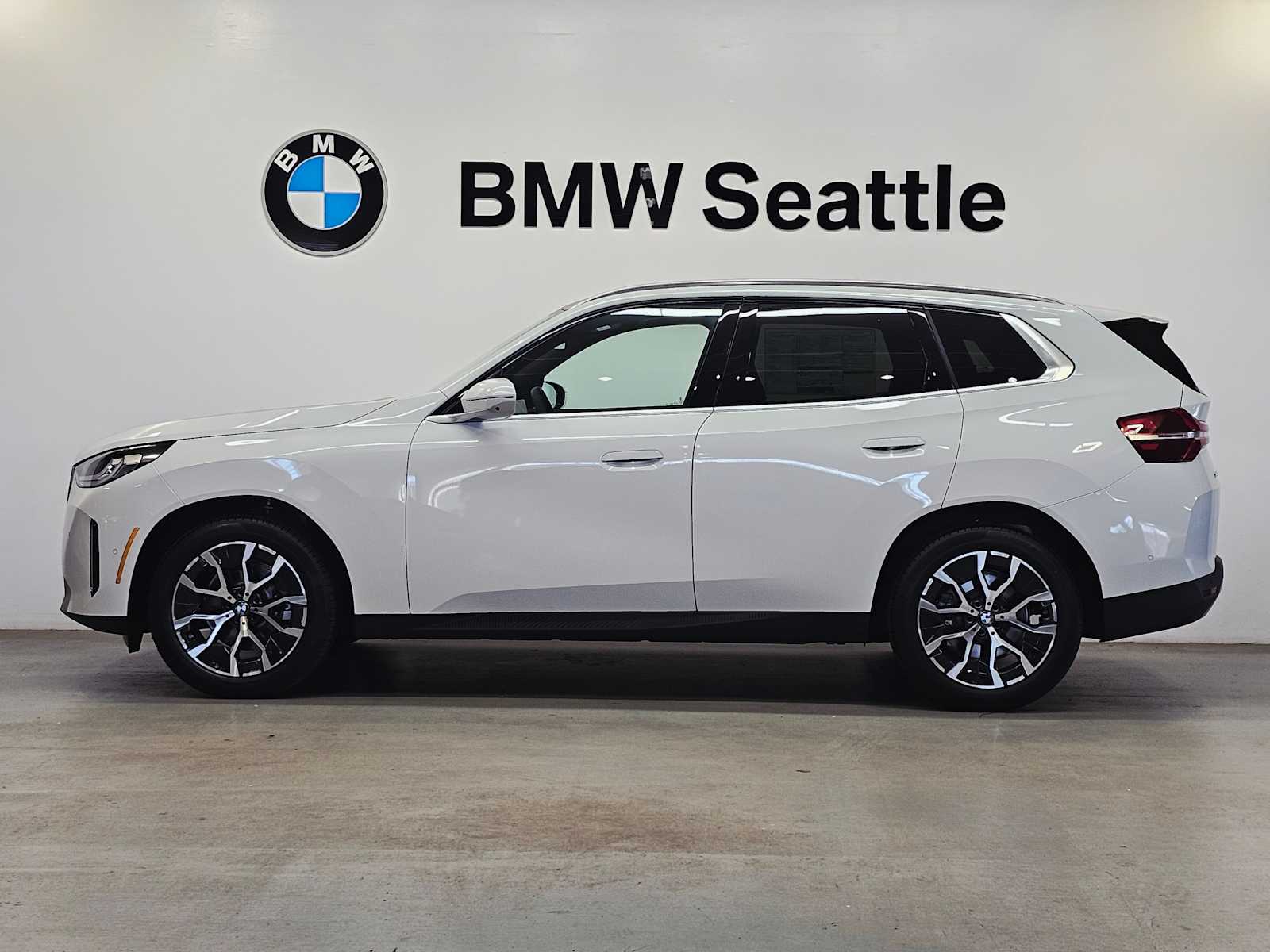 Thumbnail: 2026 BMW X3 - 3