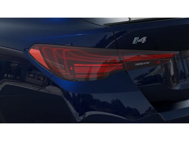 Thumbnail: 2025 BMW i4 - 8
