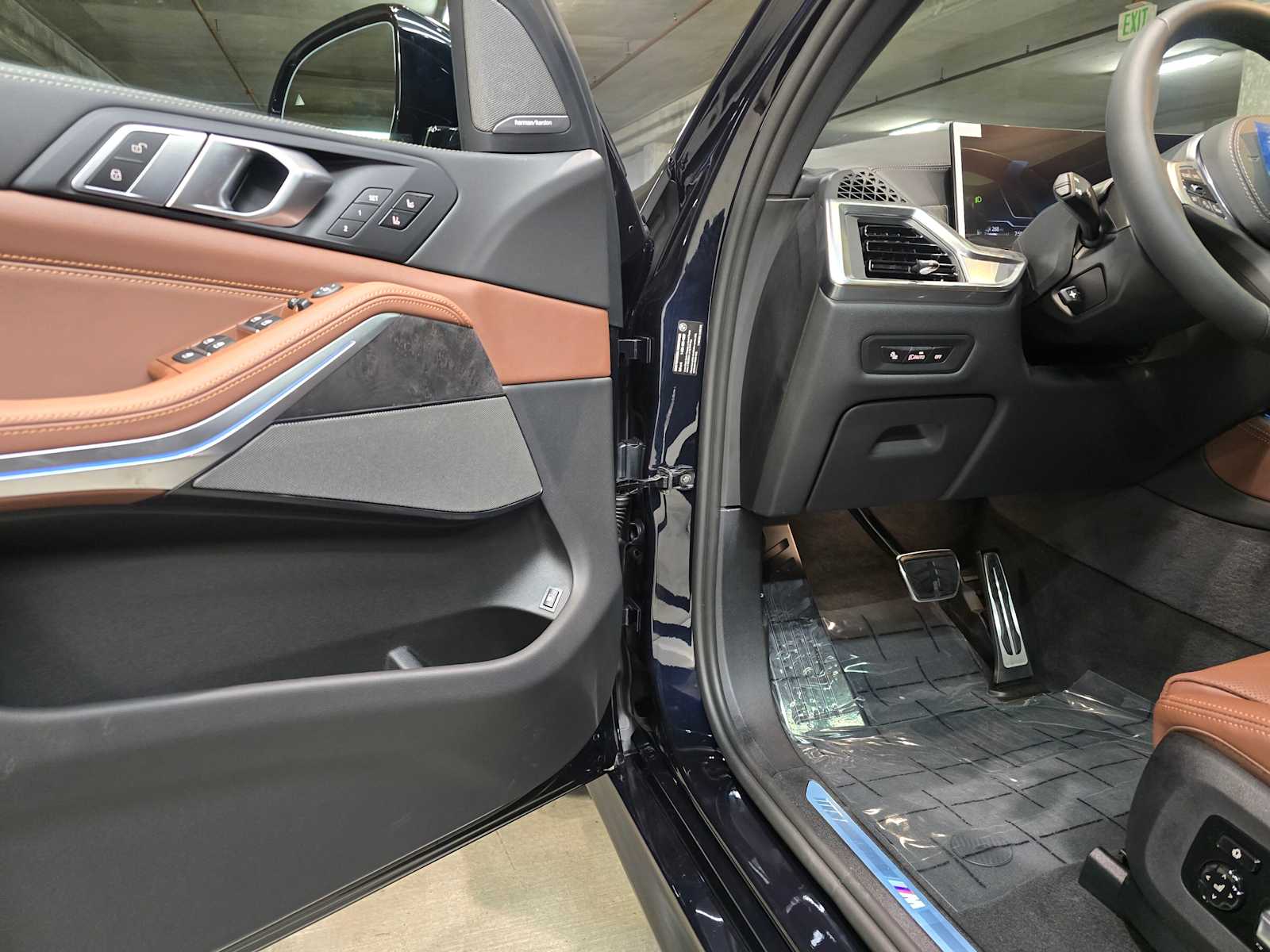 Thumbnail: 2026 BMW X5 - 23