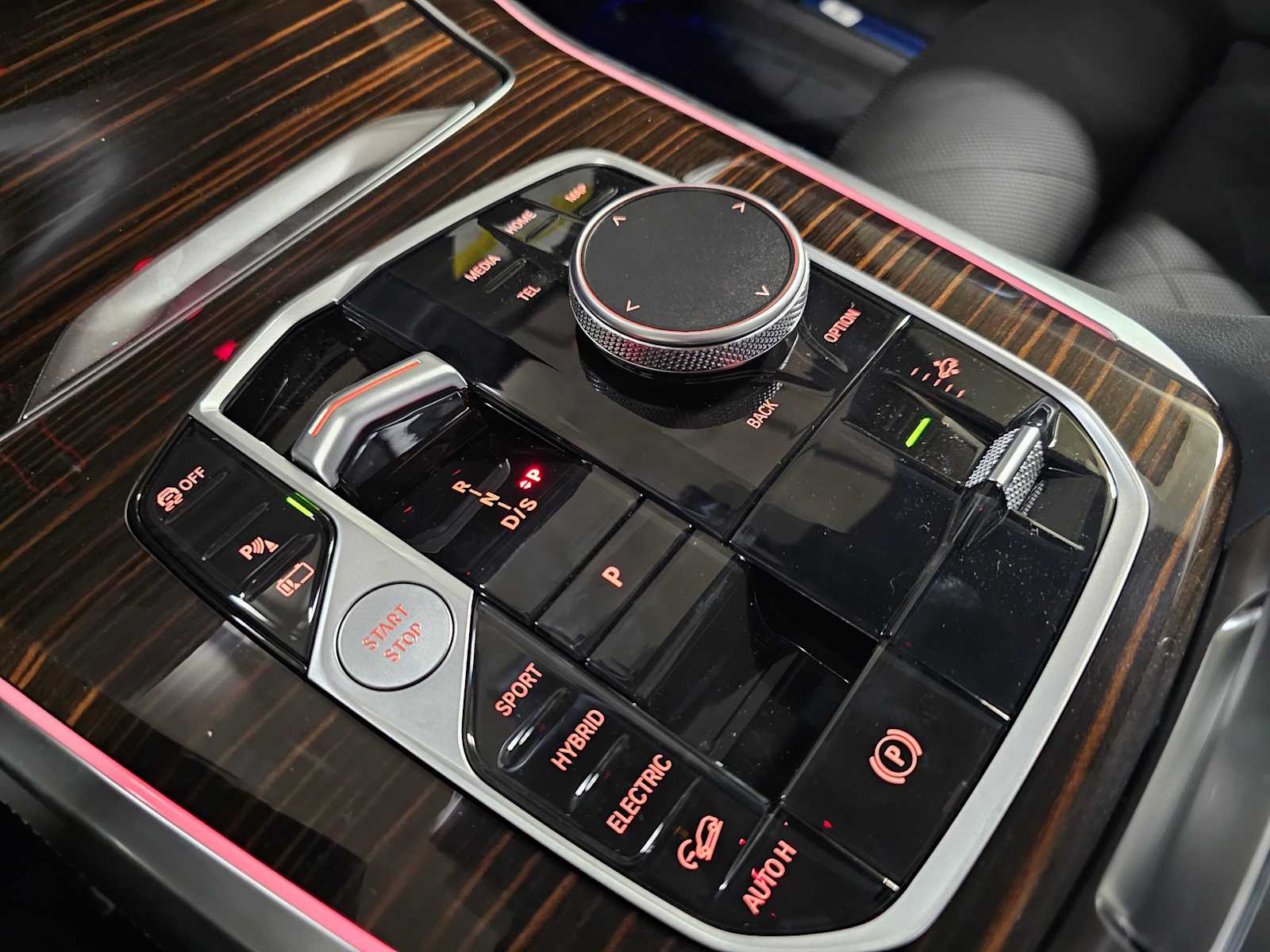 Thumbnail: 2026 BMW X5 - 21