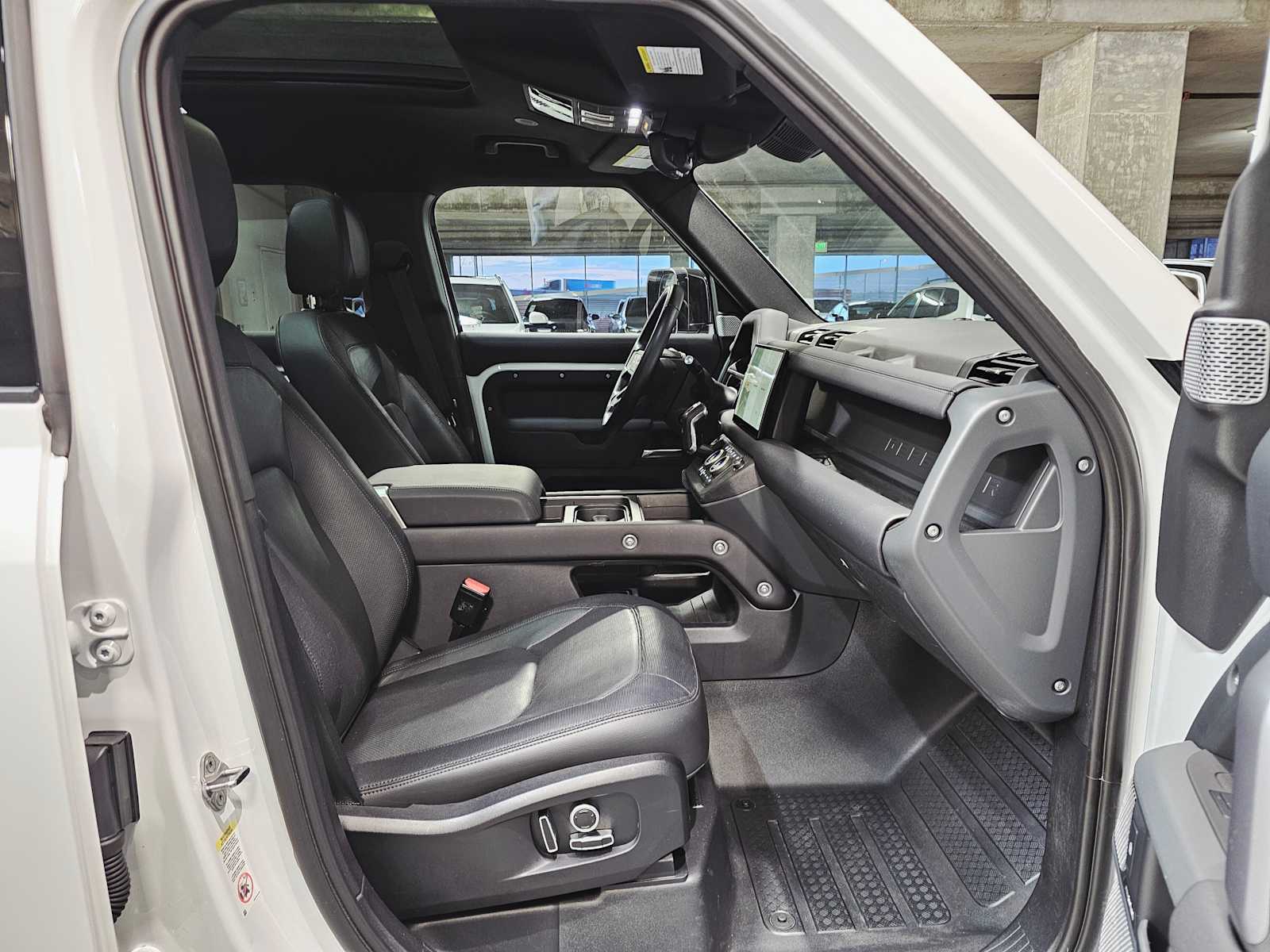 Thumbnail: 2024 Land Rover Defender - 28