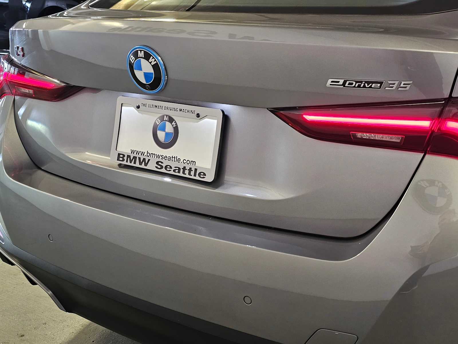 Thumbnail: 2023 BMW i4 - 7