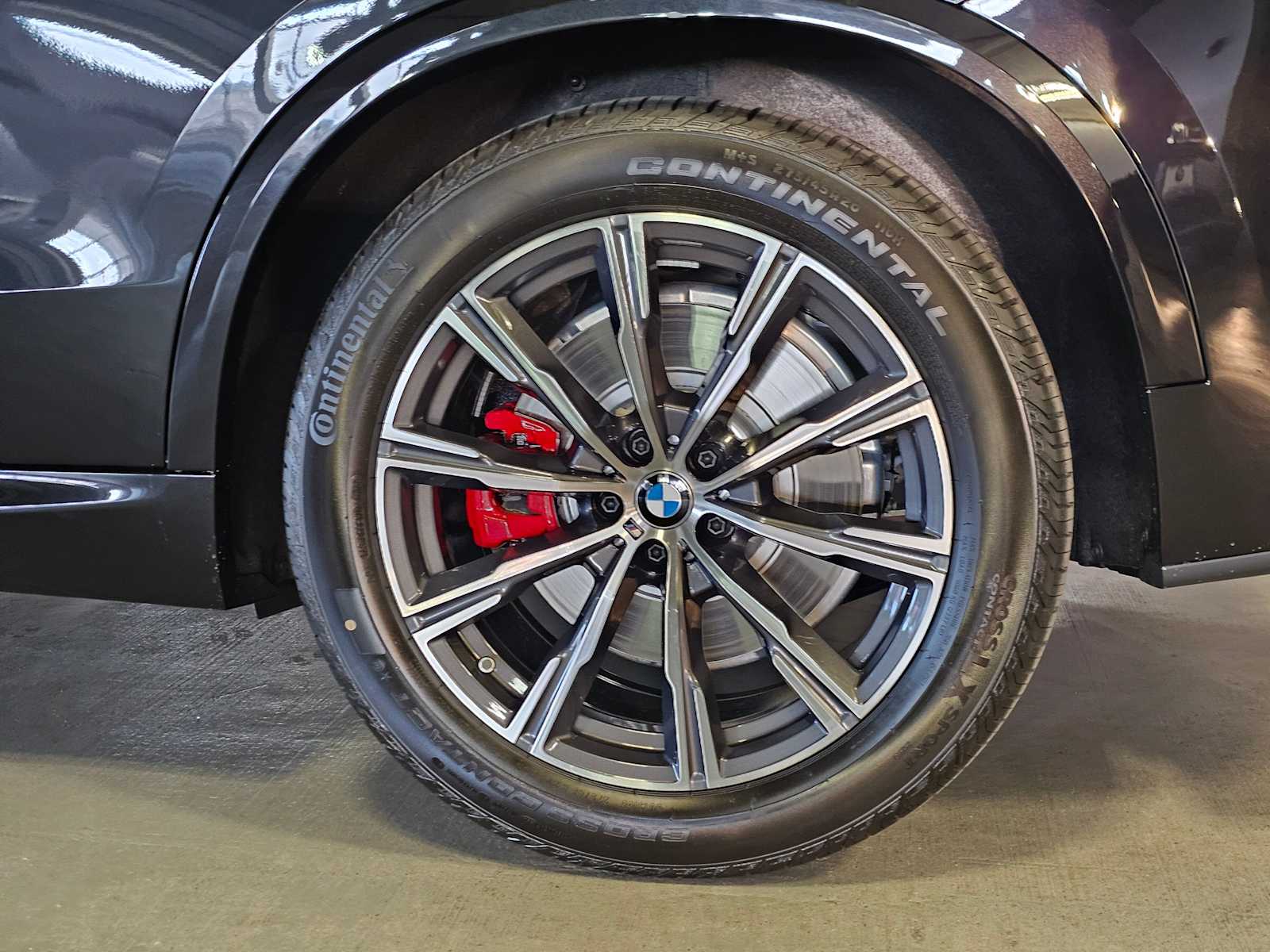 Thumbnail: 2026 BMW X5 - 8