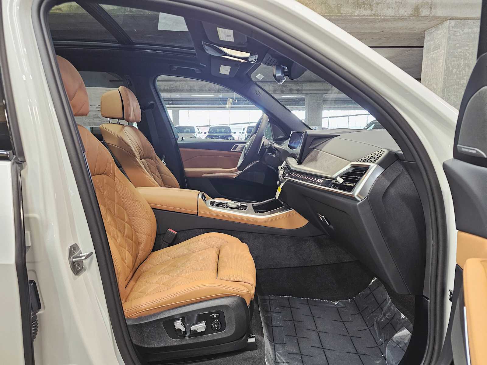 Thumbnail: 2026 BMW X5 - 27