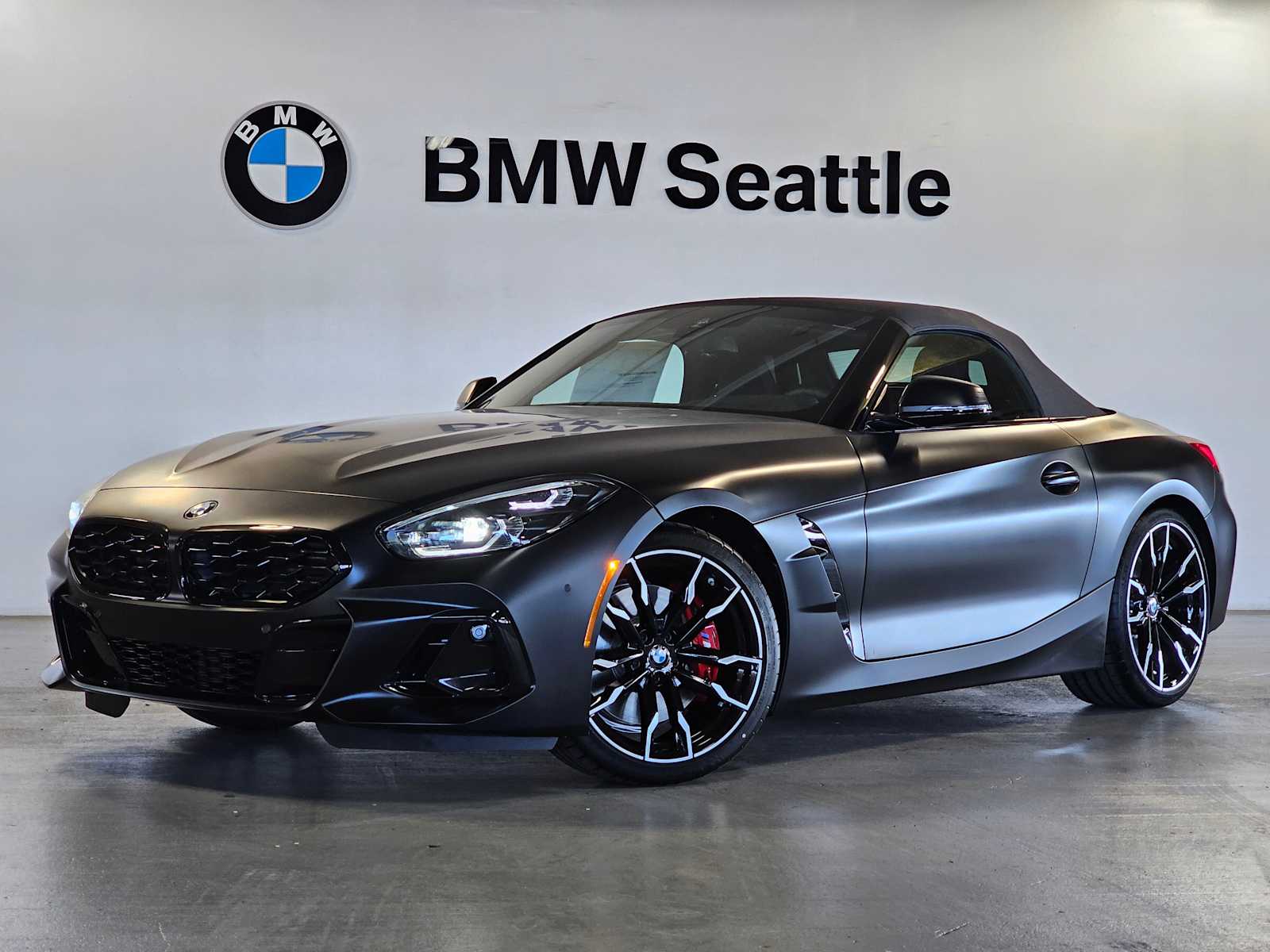 Thumbnail: 2026 BMW Z4 - 1