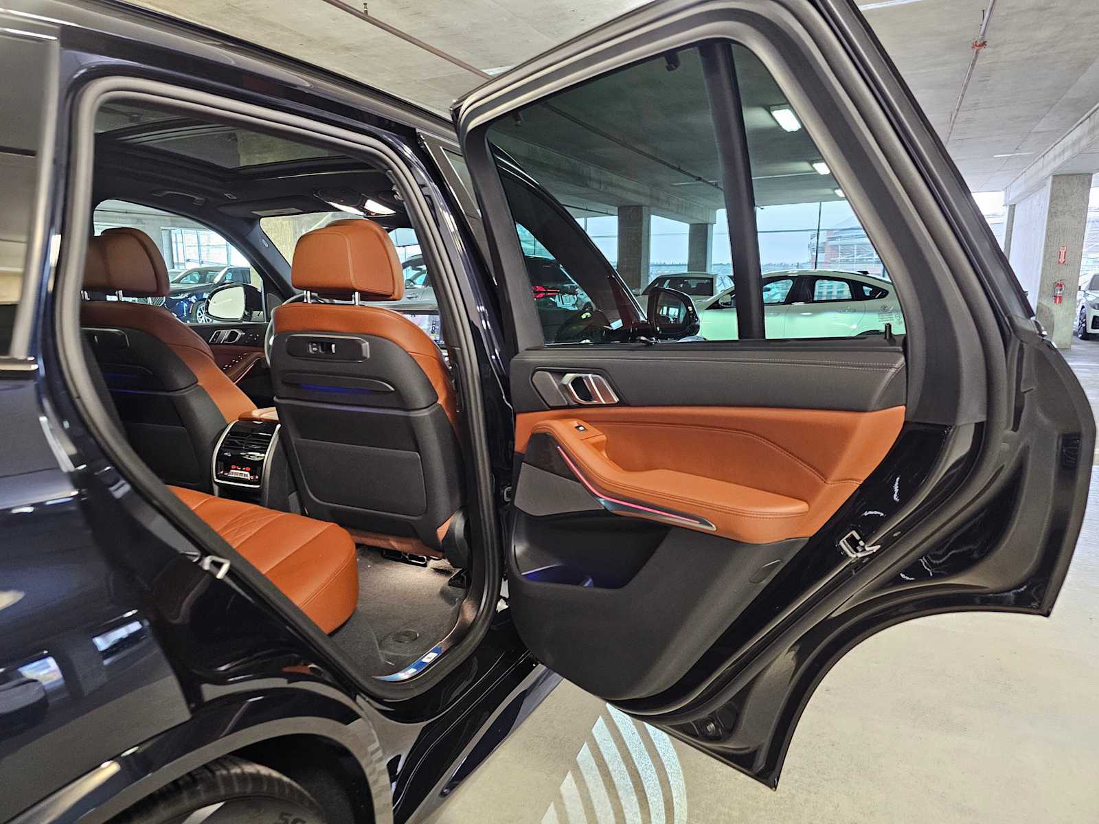 Thumbnail: 2026 BMW X5 - 38