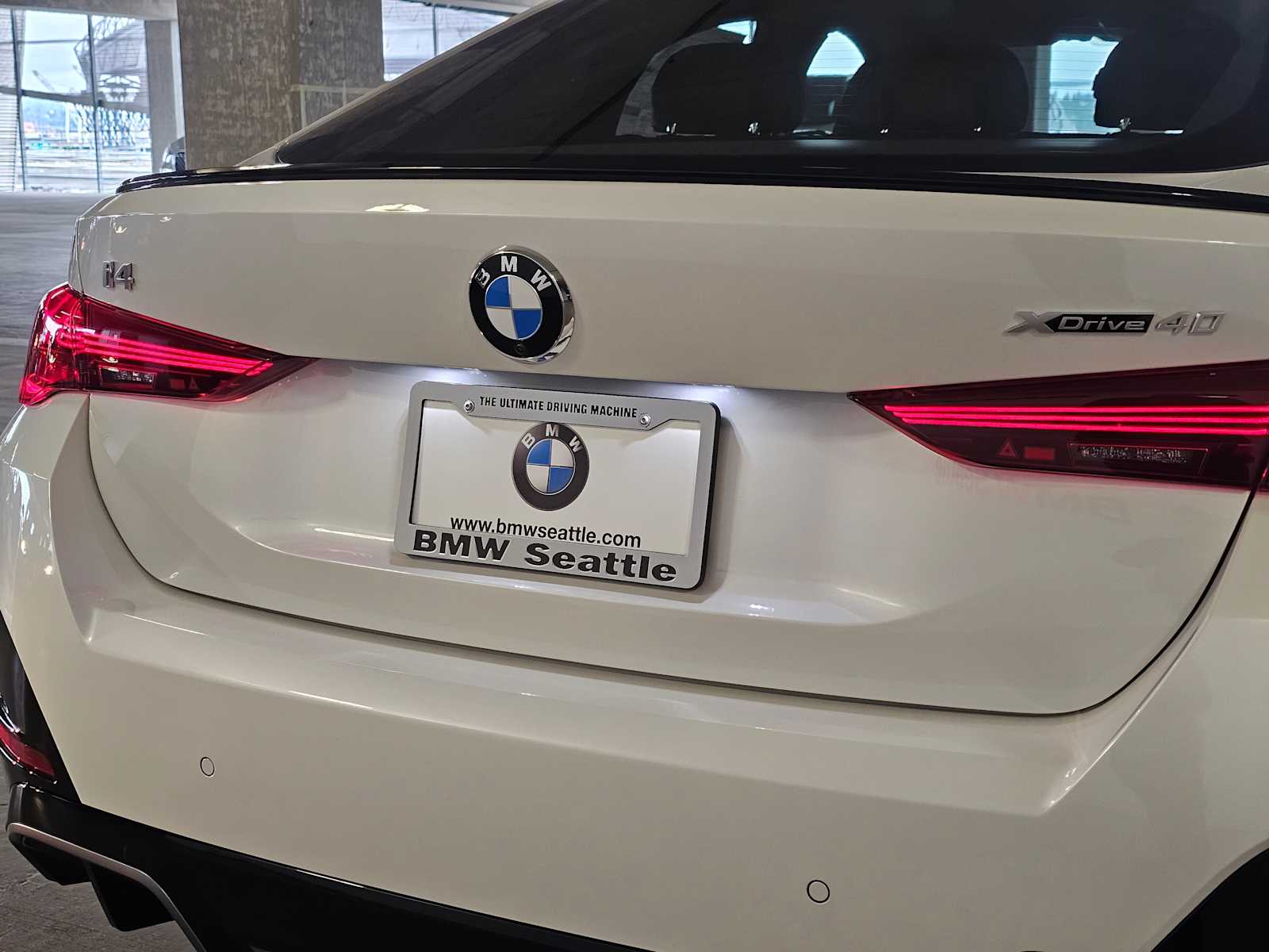 Thumbnail: 2026 BMW i4 - 7