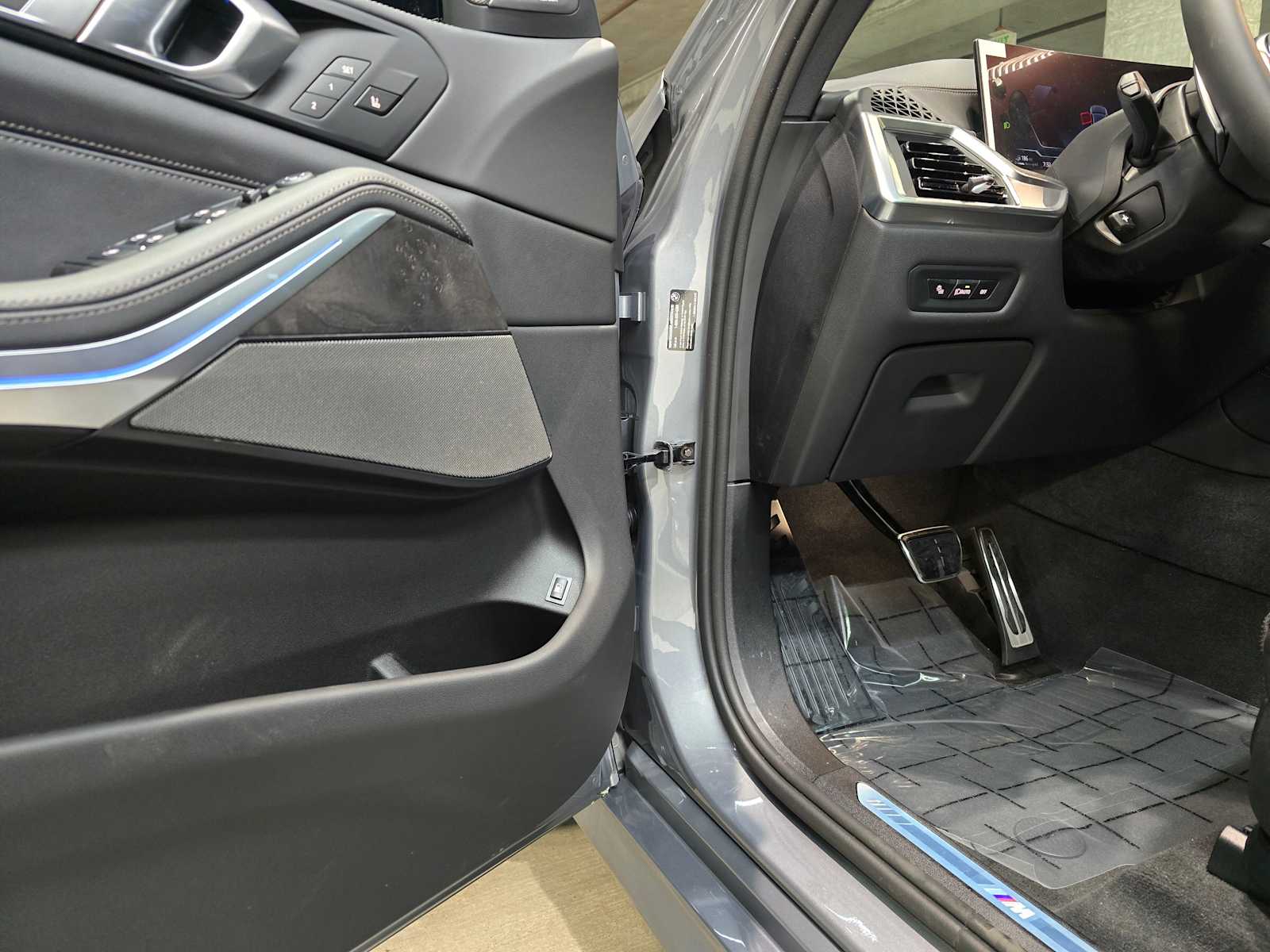 Thumbnail: 2026 BMW X5 - 24