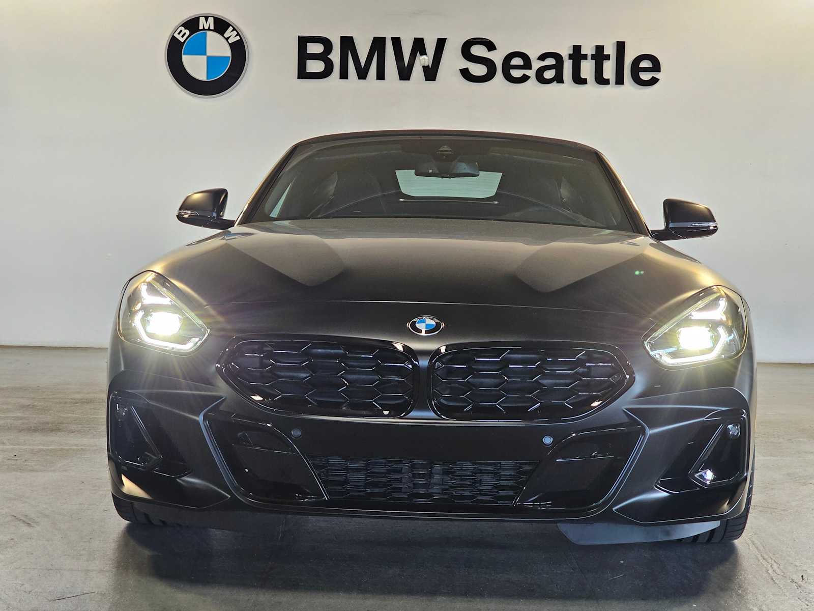 Thumbnail: 2026 BMW Z4 - 6