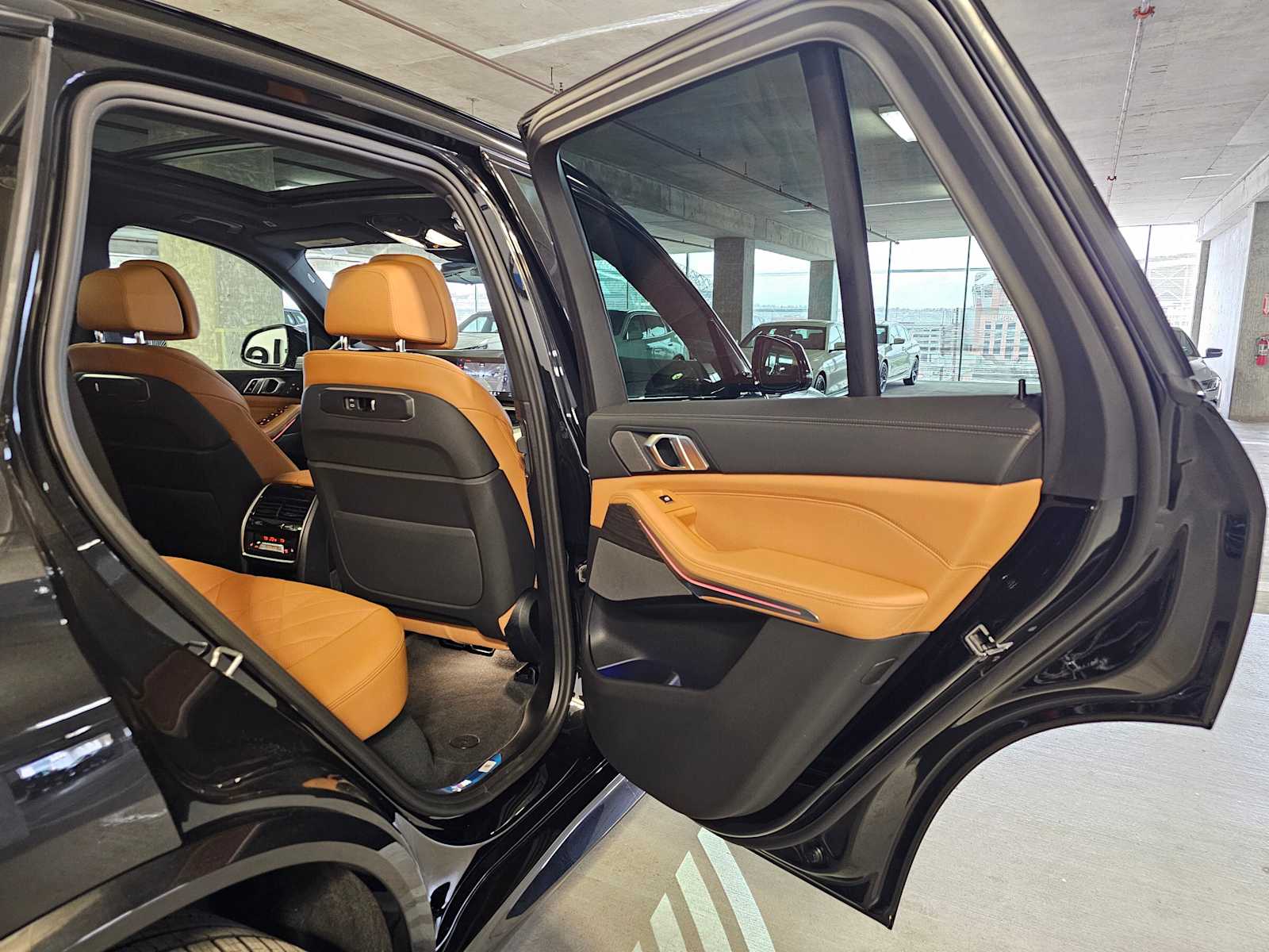 Thumbnail: 2026 BMW X5 - 38