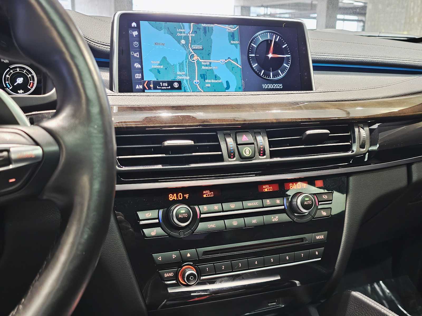 Thumbnail: 2019 BMW X6 - 16