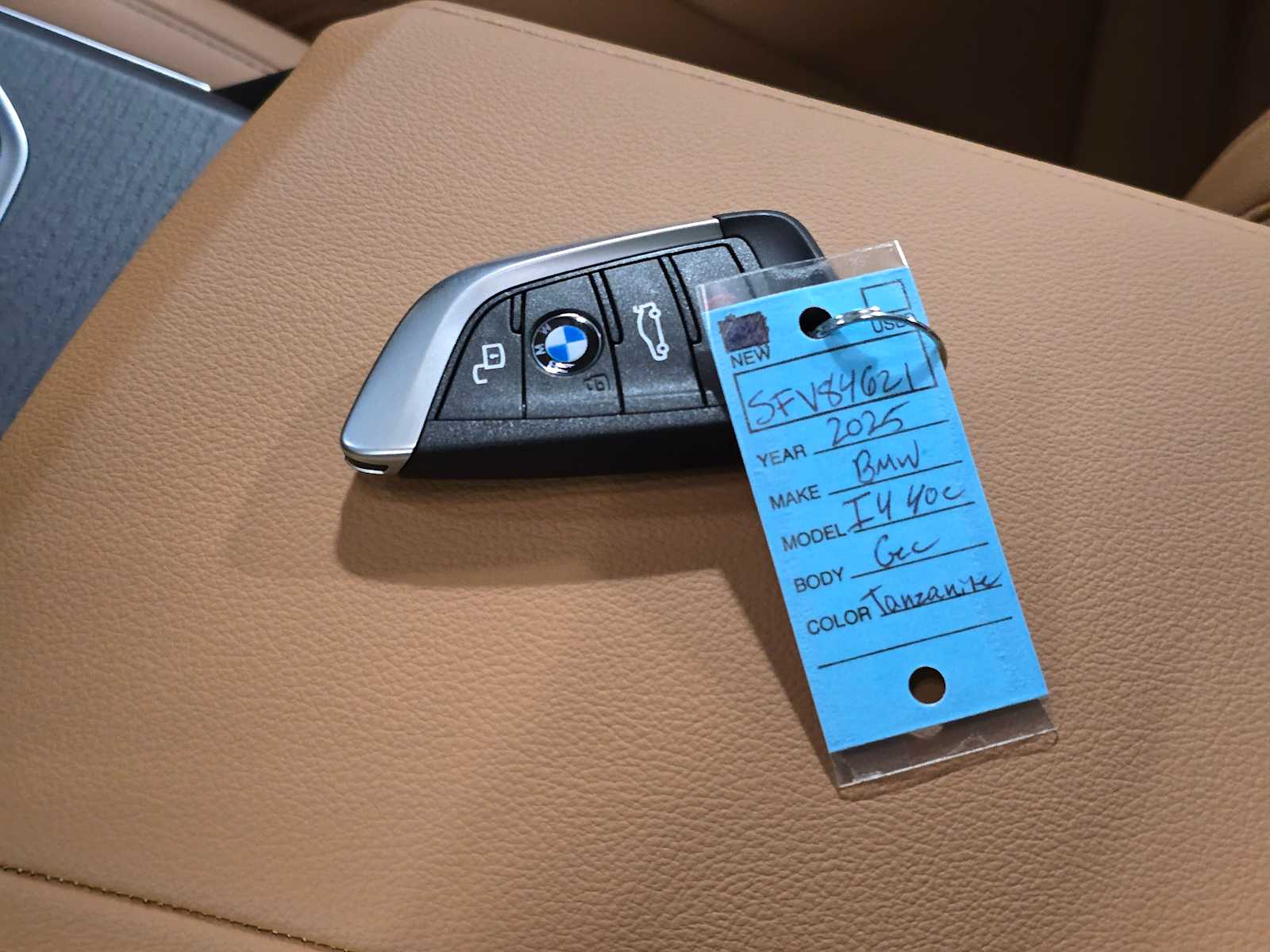 Thumbnail: 2025 BMW i4 - 33