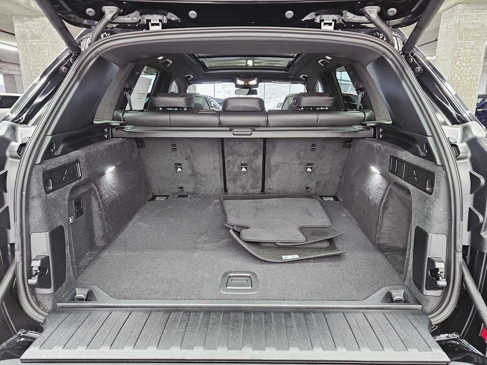 Thumbnail: 2026 BMW X5 - 28