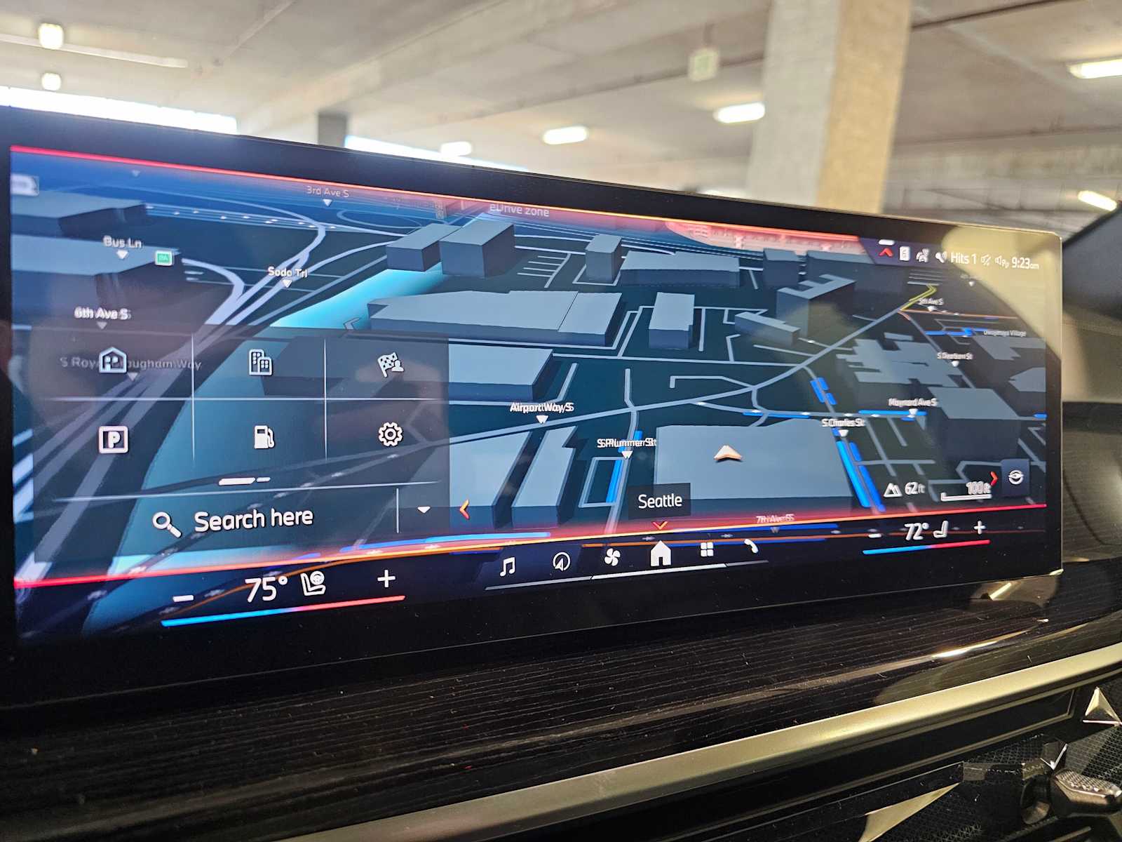 Thumbnail: 2026 BMW X5 - 17