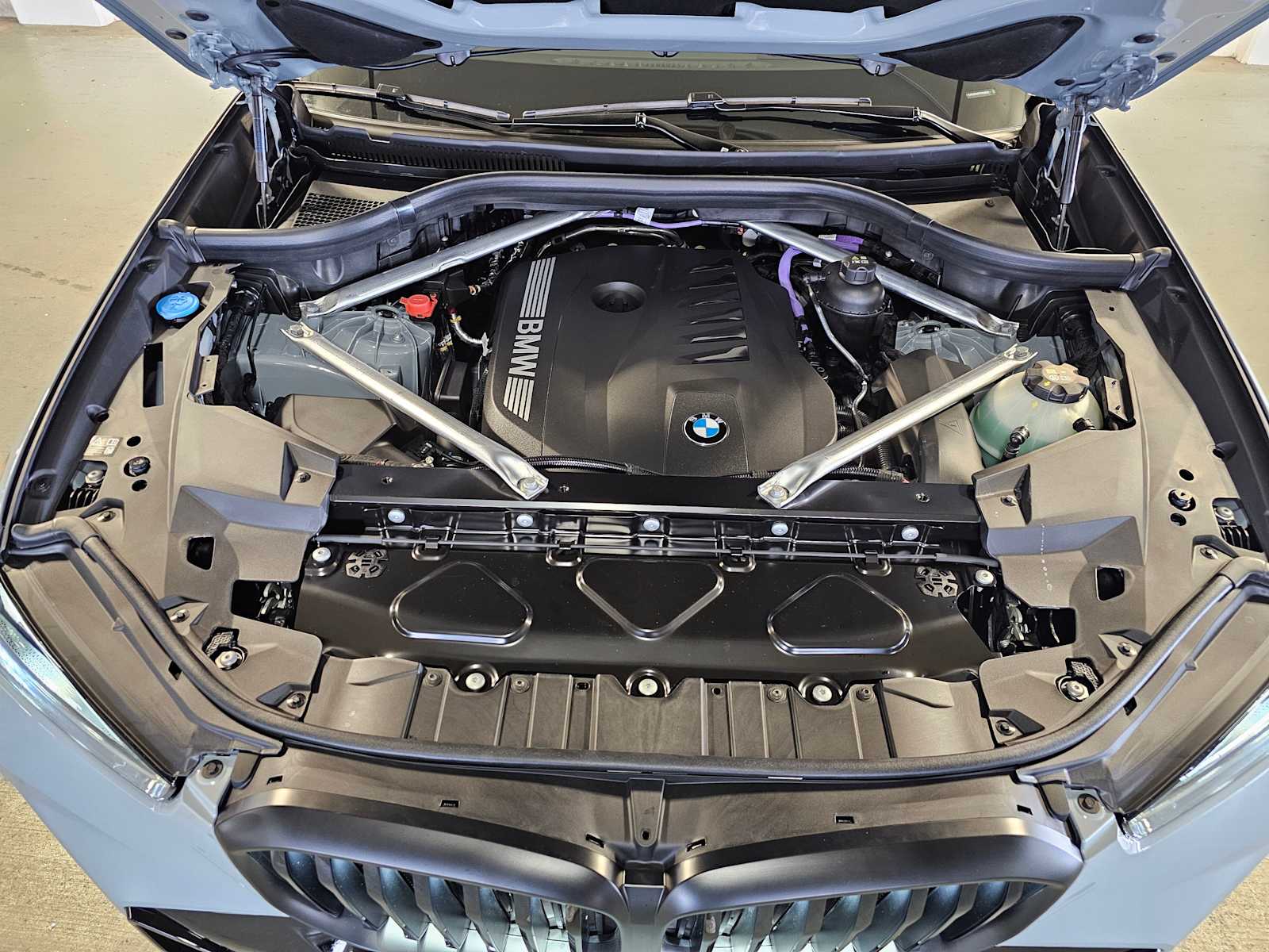 Thumbnail: 2026 BMW X5 - 9