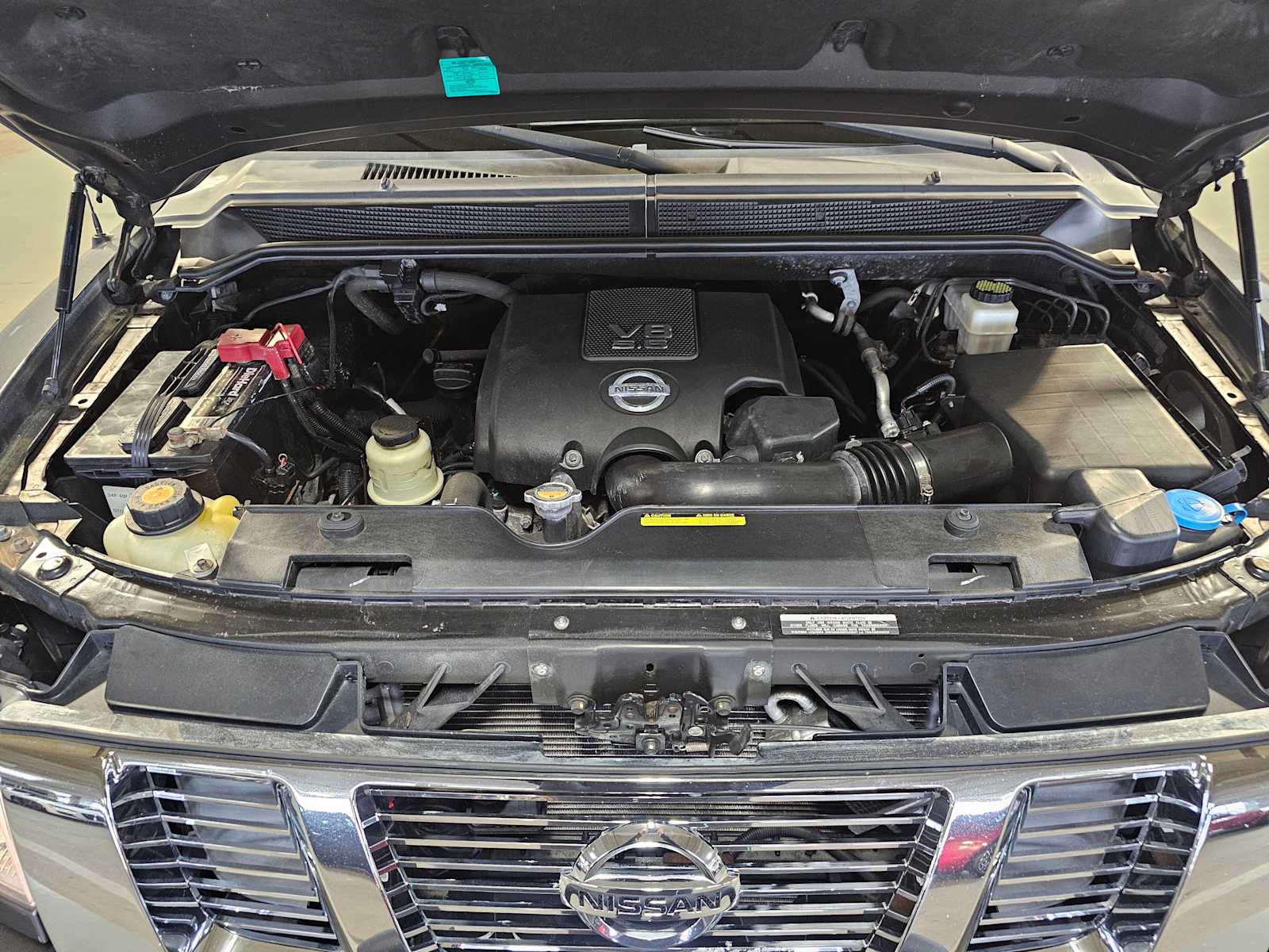 Thumbnail: 2012 Nissan Titan - 9