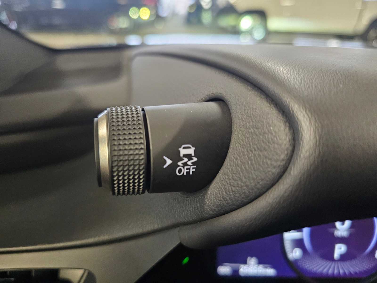 Thumbnail: 2023 Lexus ES - 24