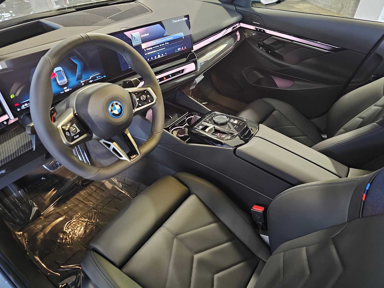 Thumbnail: 2026 BMW 5 Series - 2