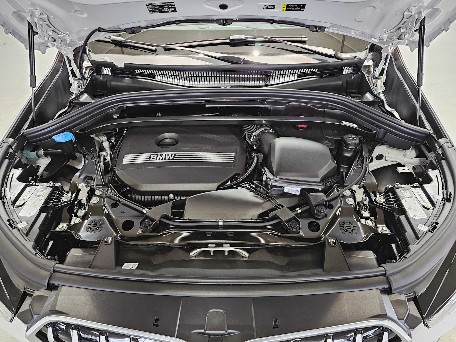 Thumbnail: 2026 BMW X1 - 9