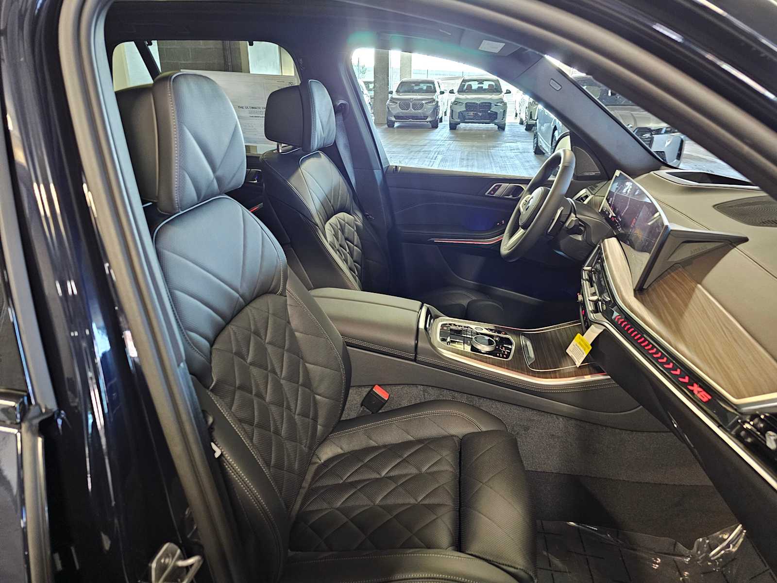 Thumbnail: 2026 BMW X5 - 37