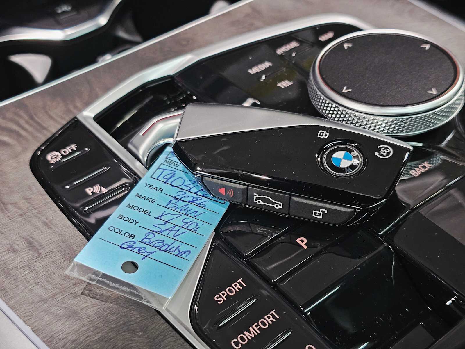 Thumbnail: 2026 BMW X7 - 31