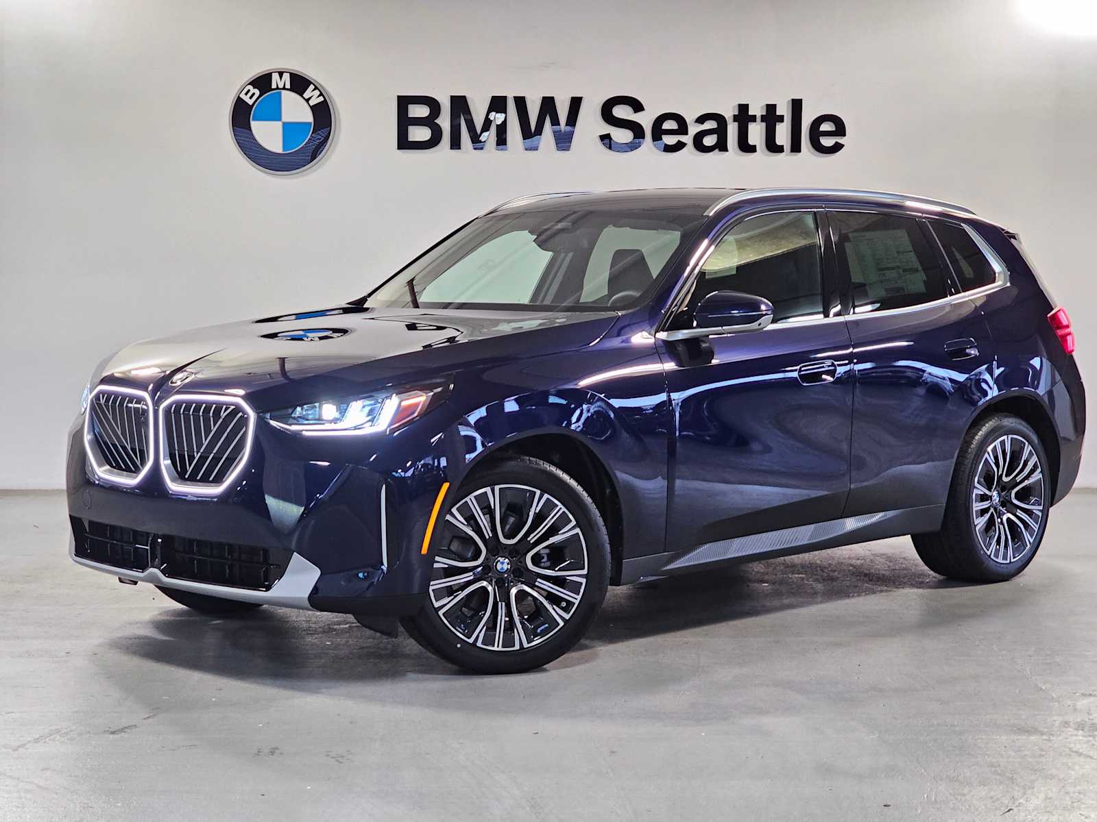 Thumbnail: 2026 BMW X3 - 1