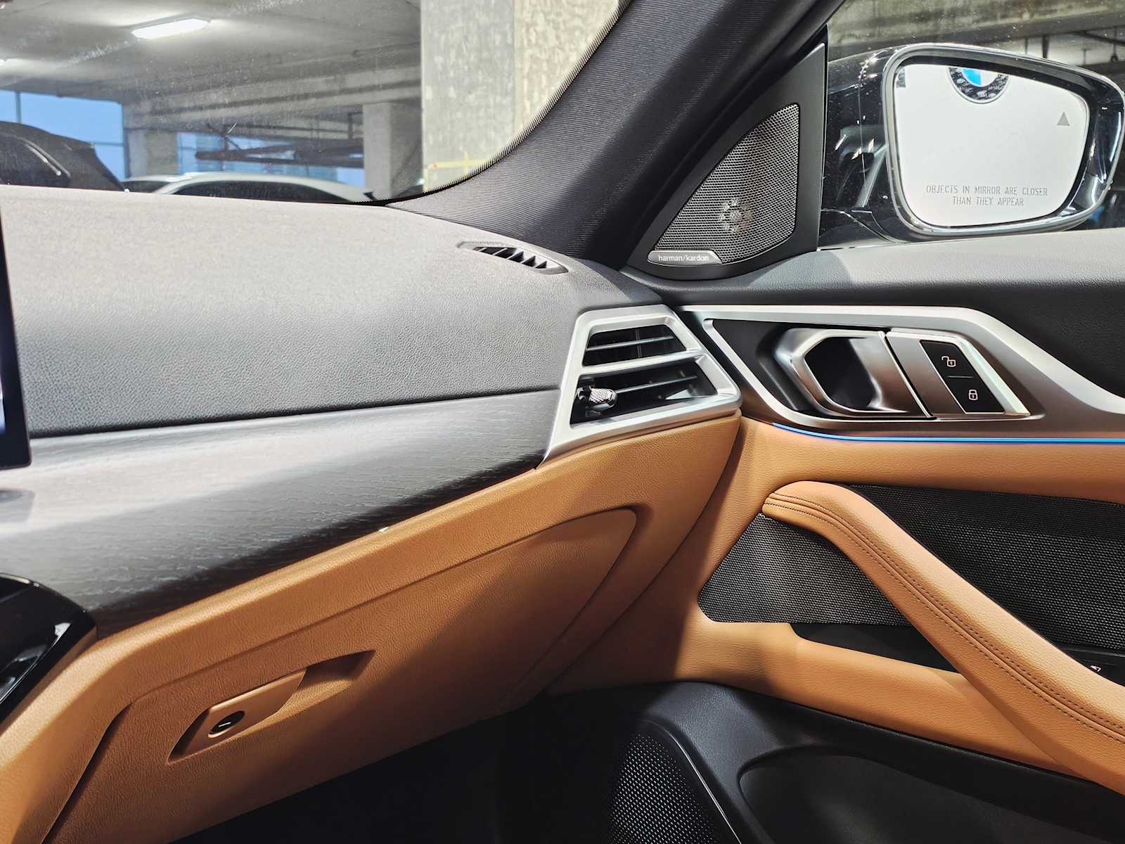 Thumbnail: 2025 BMW i4 - 20