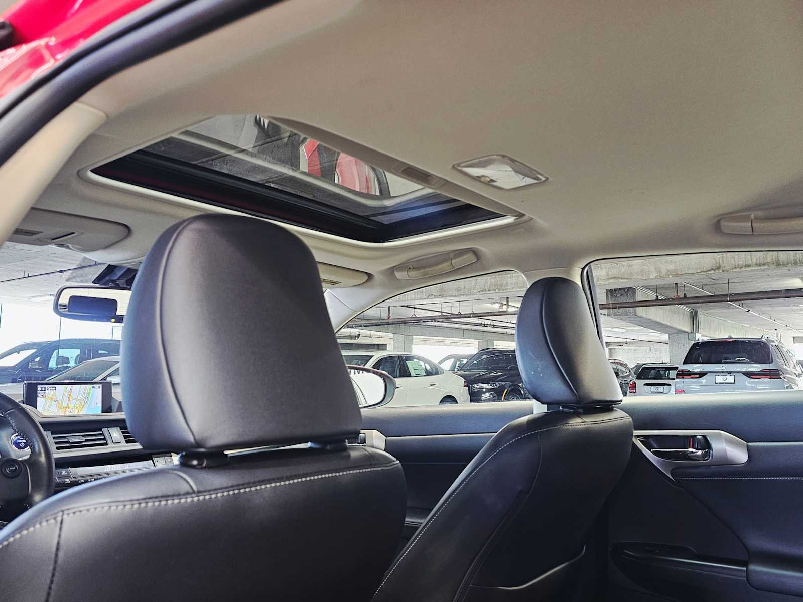 Thumbnail: 2014 Lexus CT - 26