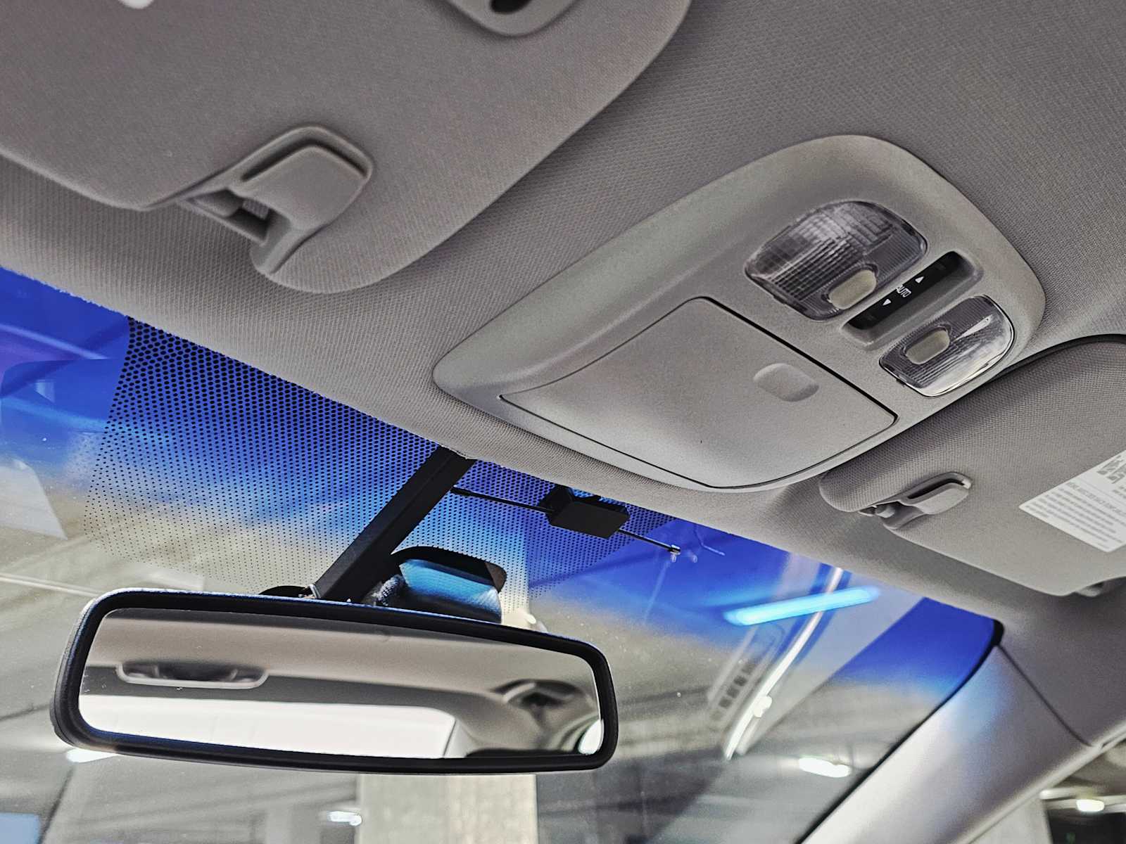 Thumbnail: 2012 Lincoln MKZ - 21