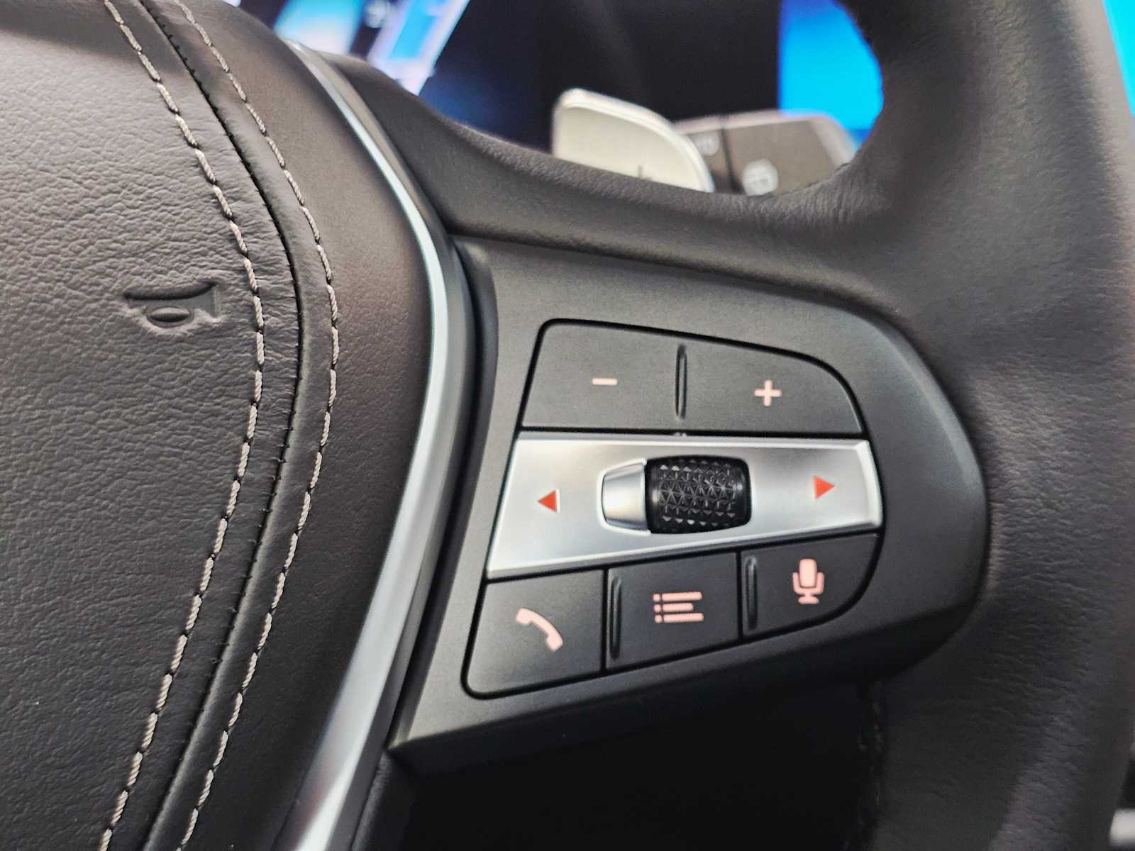 Thumbnail: 2026 BMW X5 - 12