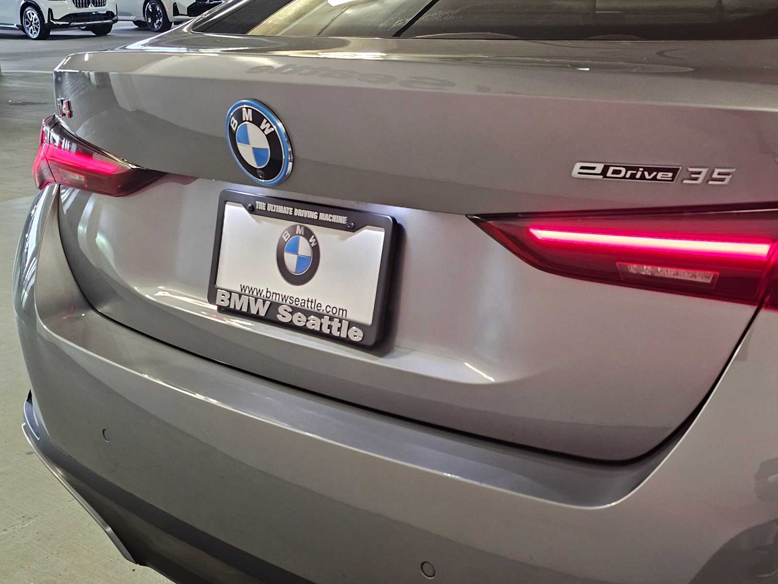 Thumbnail: 2023 BMW i4 - 7