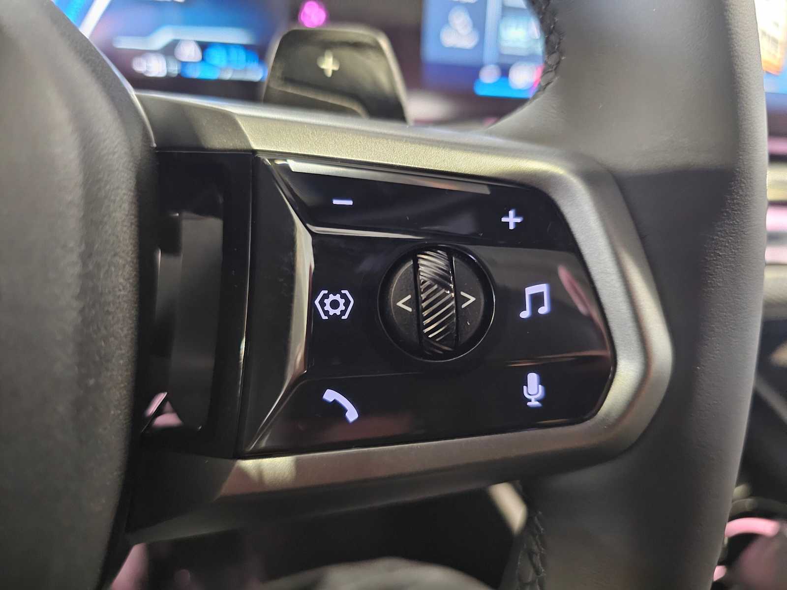 Thumbnail: 2026 BMW 5 Series - 16