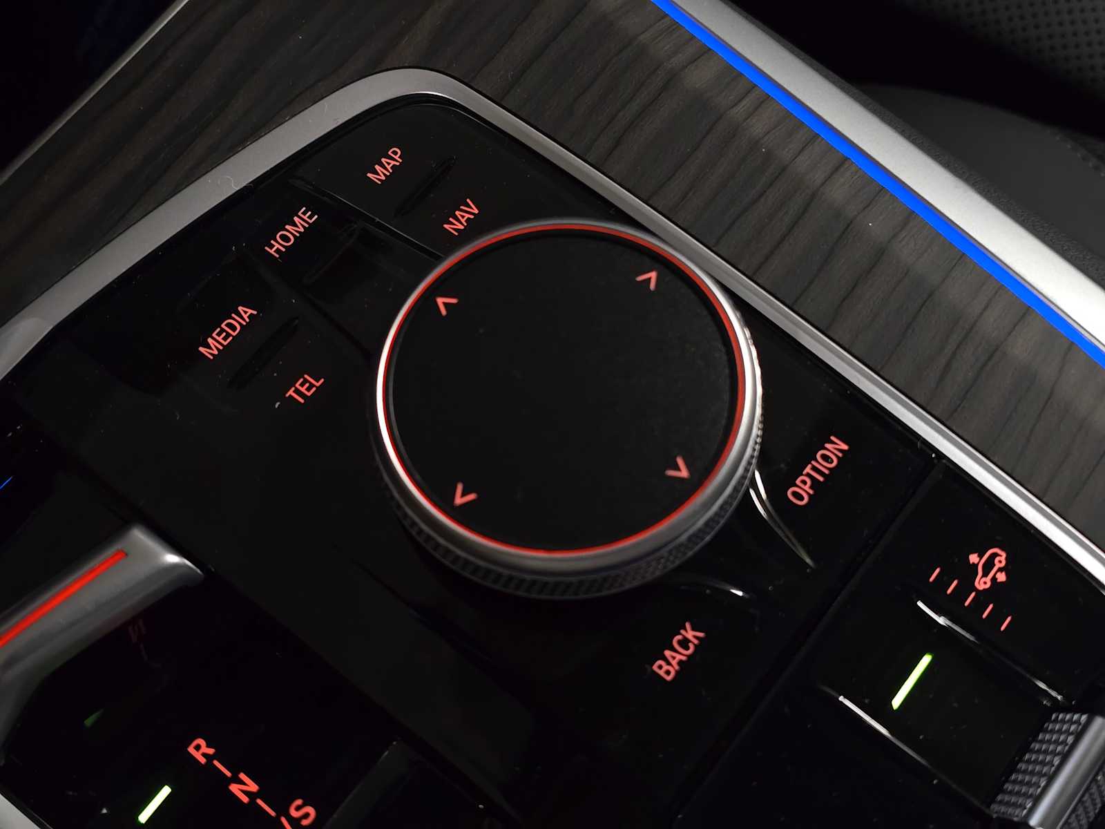 Thumbnail: 2026 BMW X5 - 16