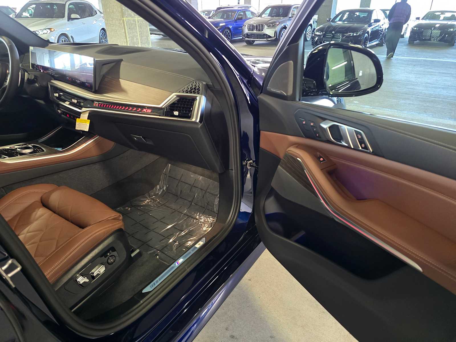 Thumbnail: 2026 BMW X5 - 32